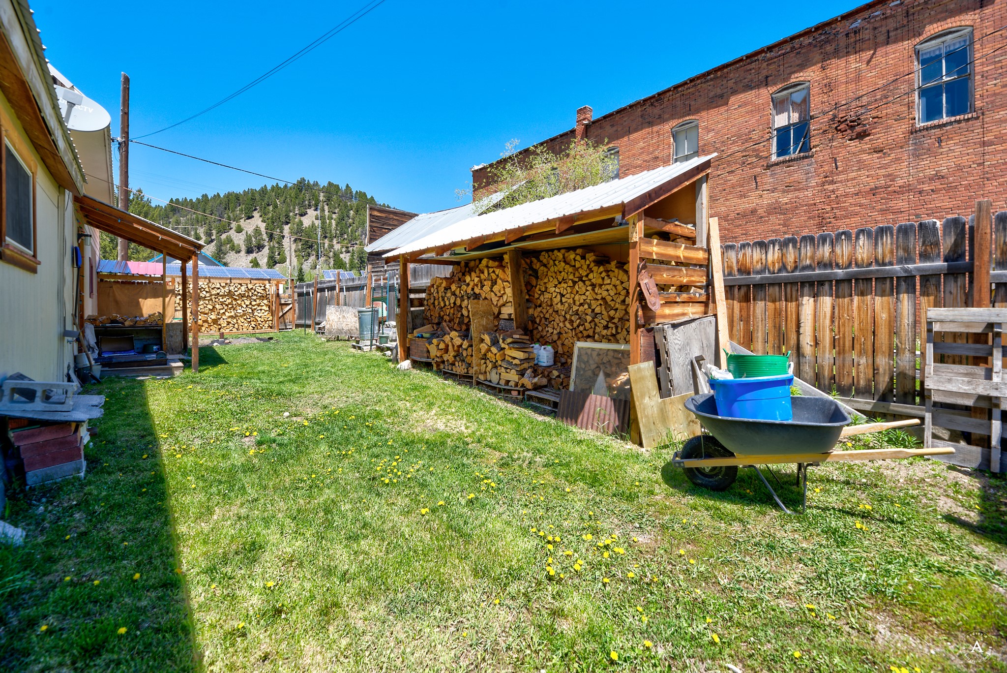 99 Basin Street Property Photo 33