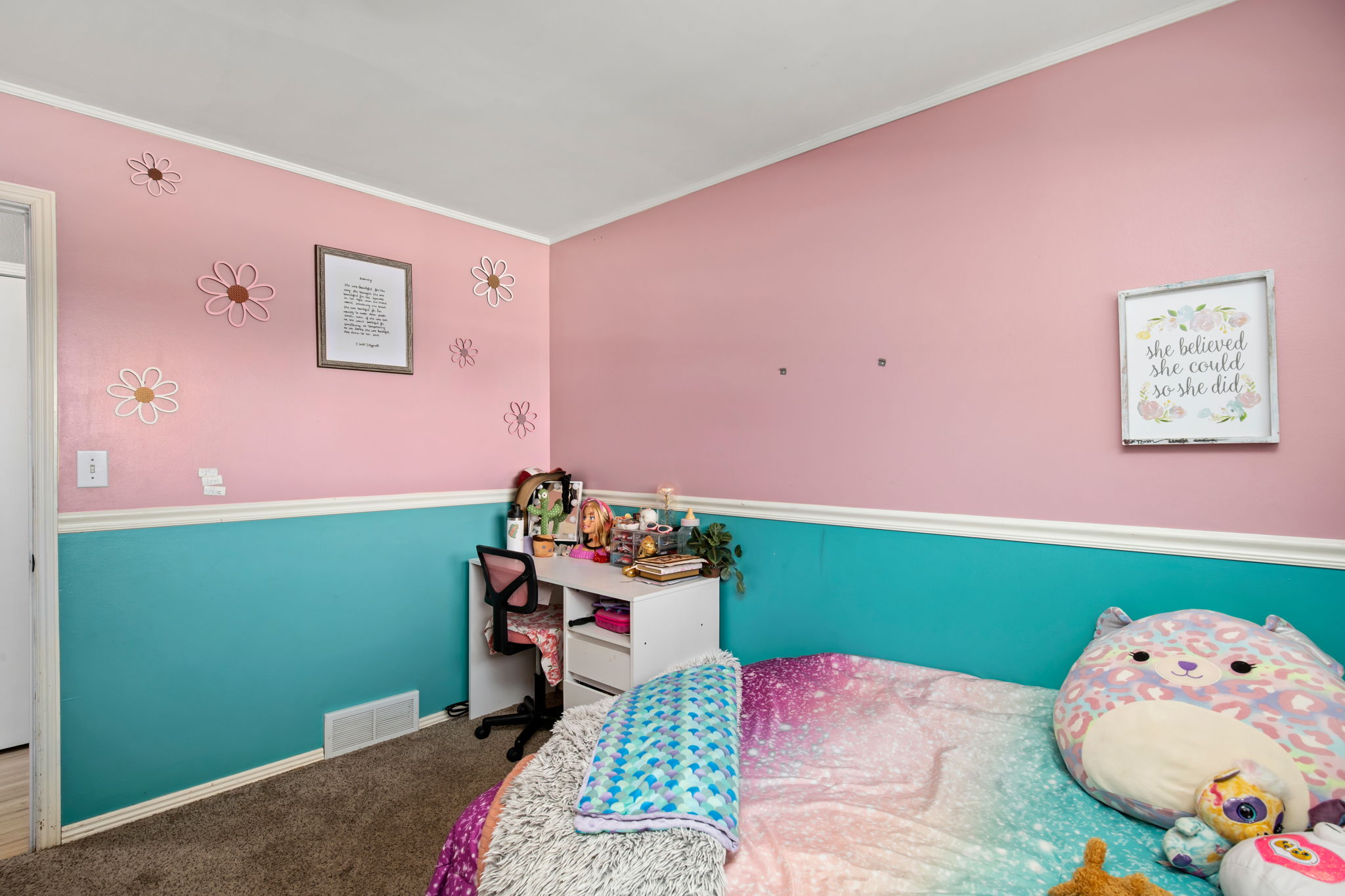 625 Riverview Drive E Property Photo 17