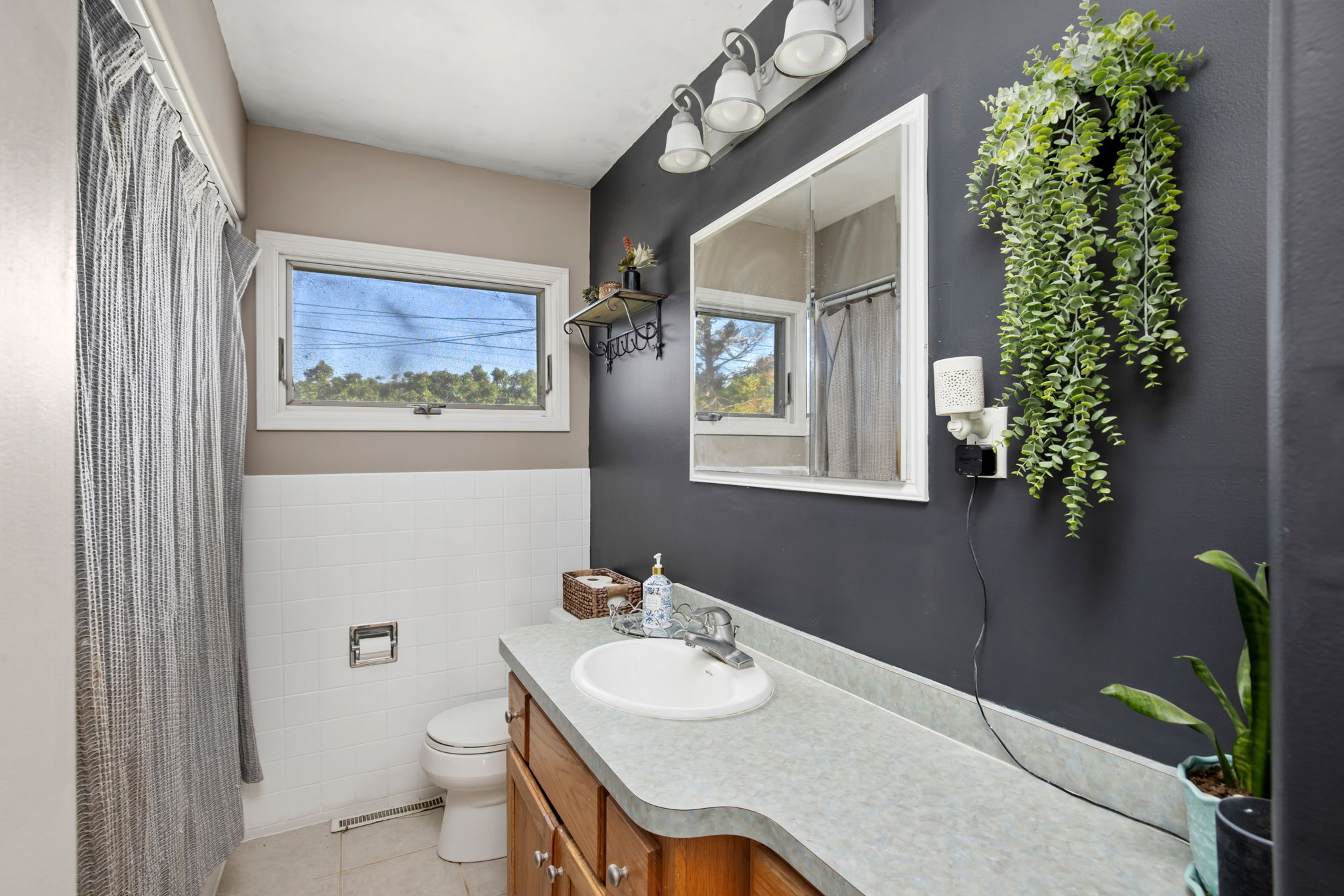 625 Riverview Drive E Property Photo 18