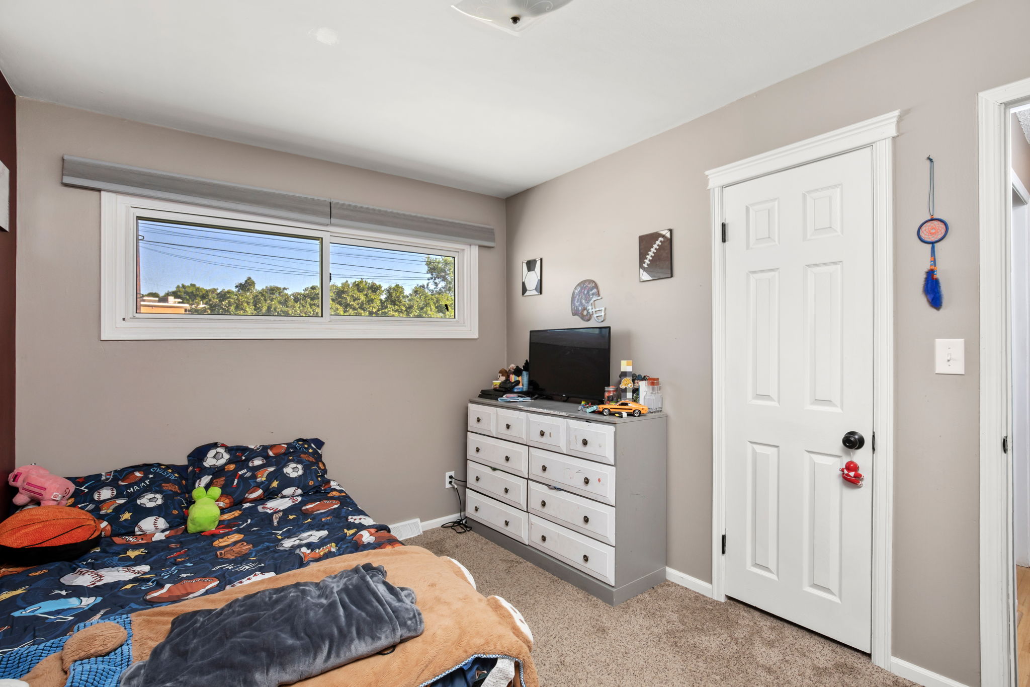 625 Riverview Drive E Property Photo 23