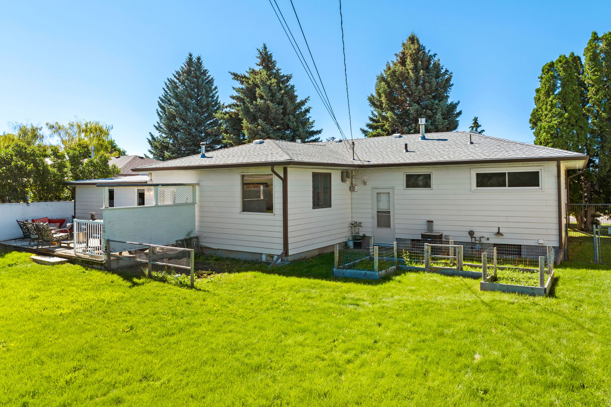 625 Riverview Drive E Property Photo 35