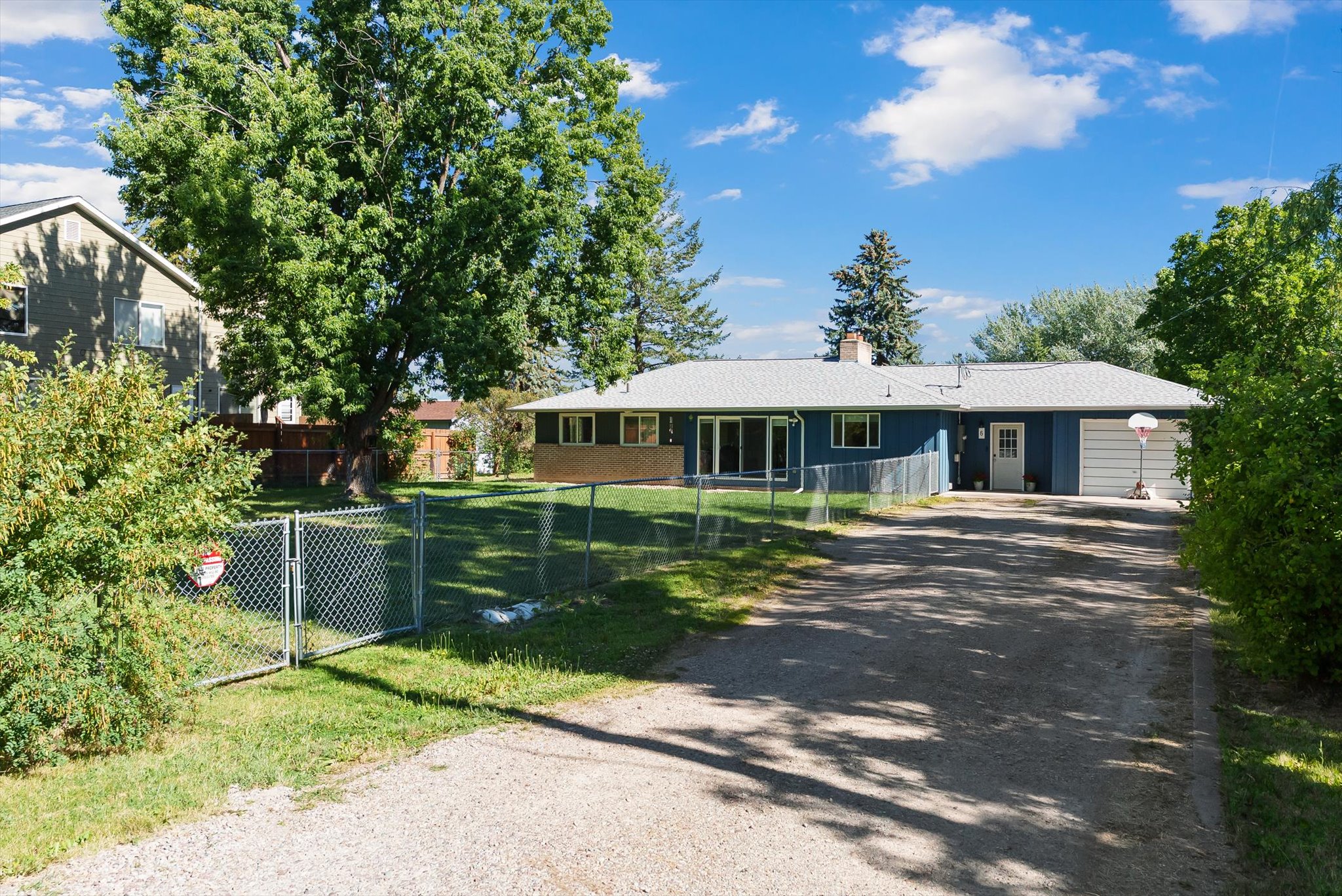 6 12th Avenue W Property Photo 6