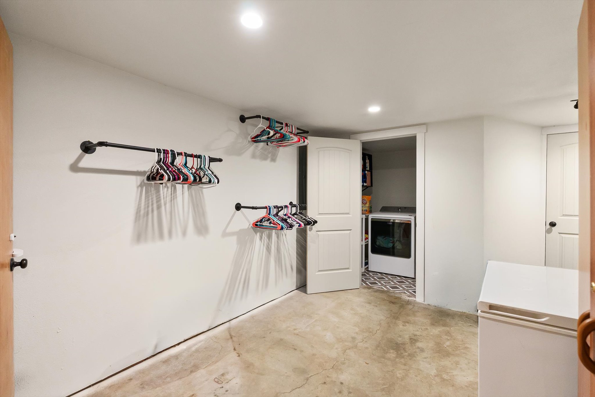 6 12th Avenue W Property Photo 22