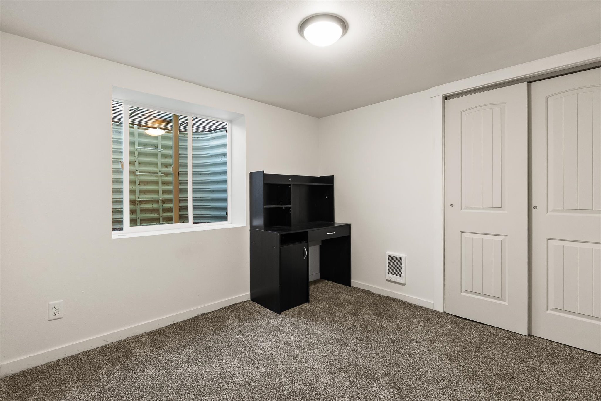 6 12th Avenue W Property Photo 25