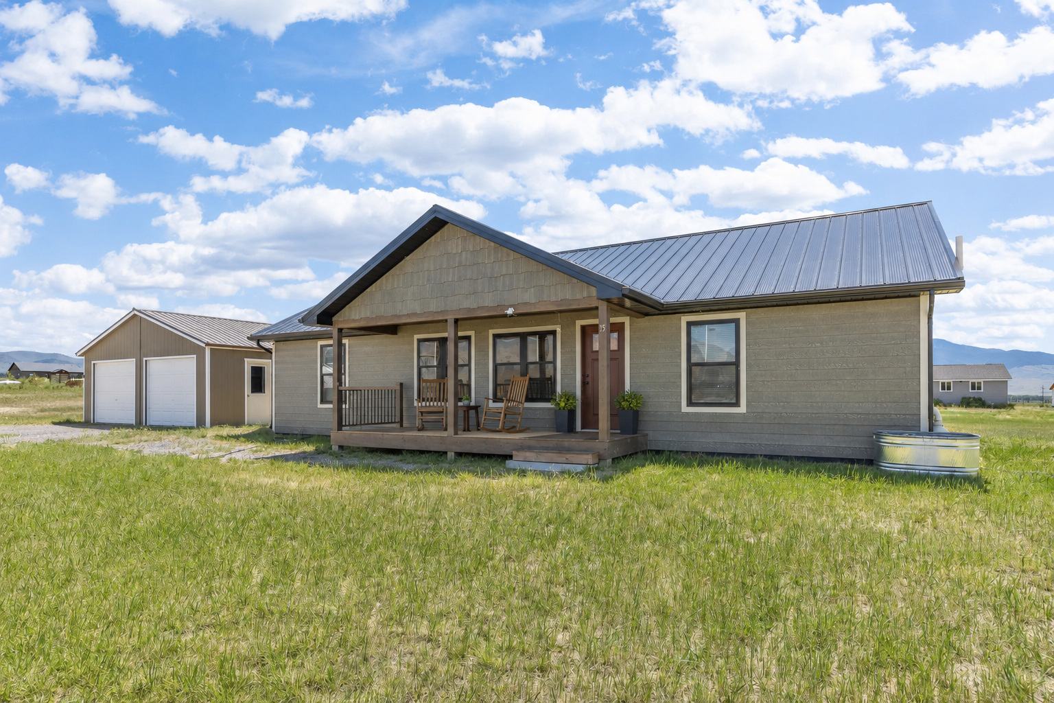 15 Sapphire Way Property Photo 2