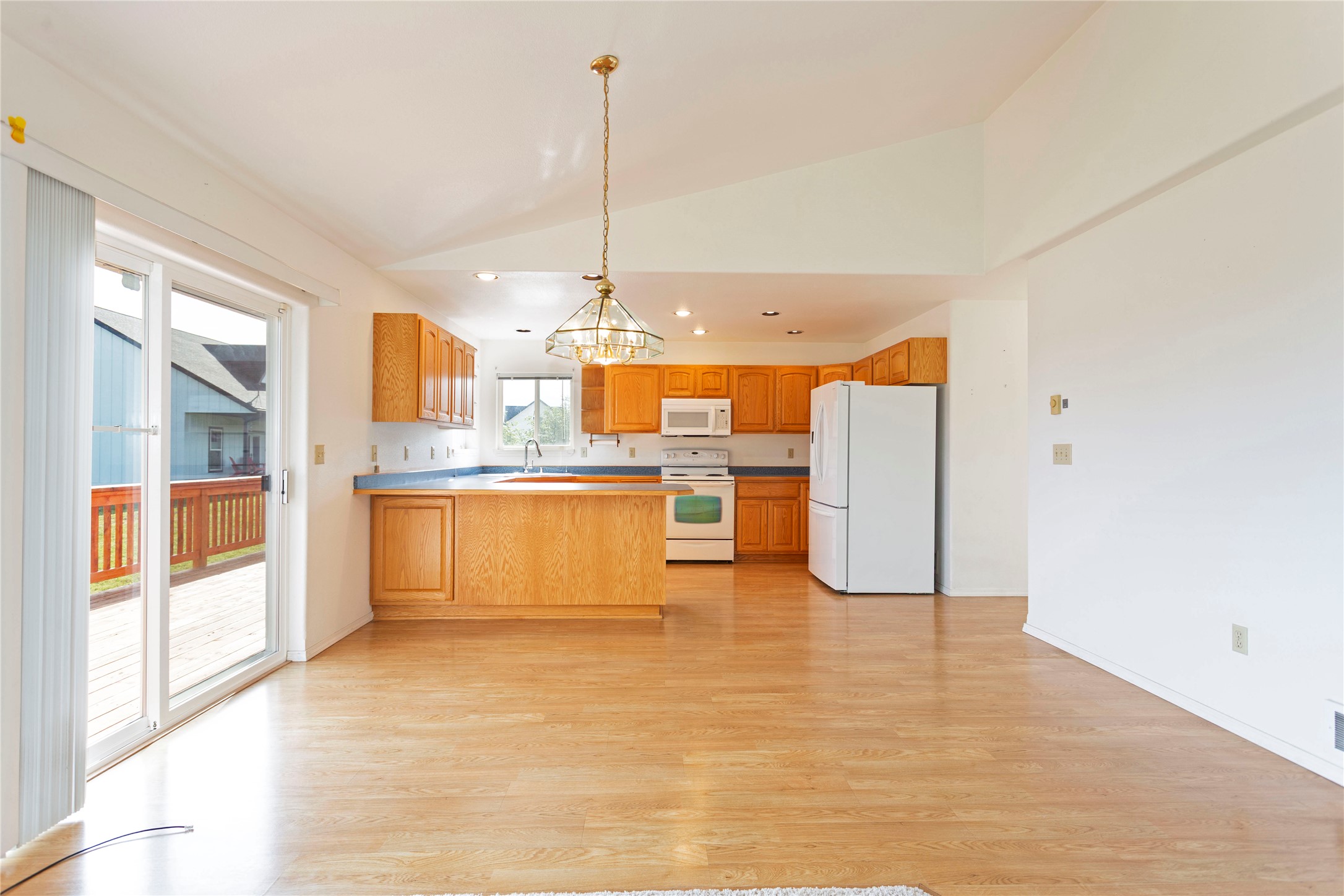 39445 Lakeview Drive Property Photo 11