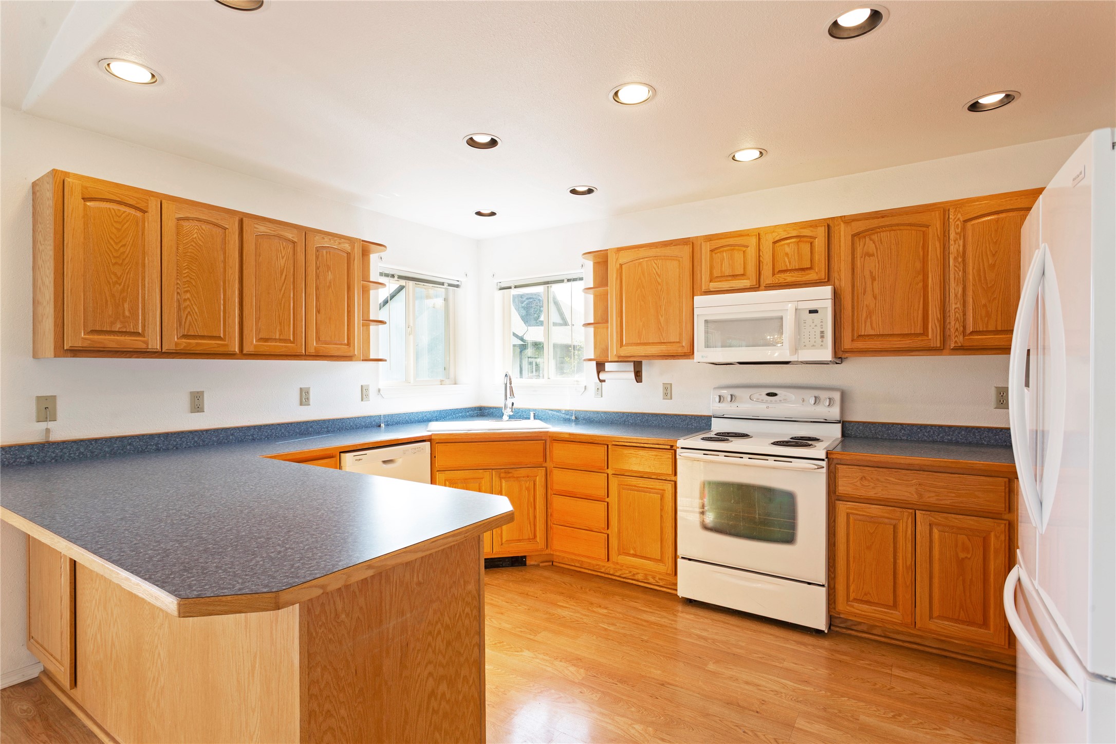 39445 Lakeview Drive Property Photo 13