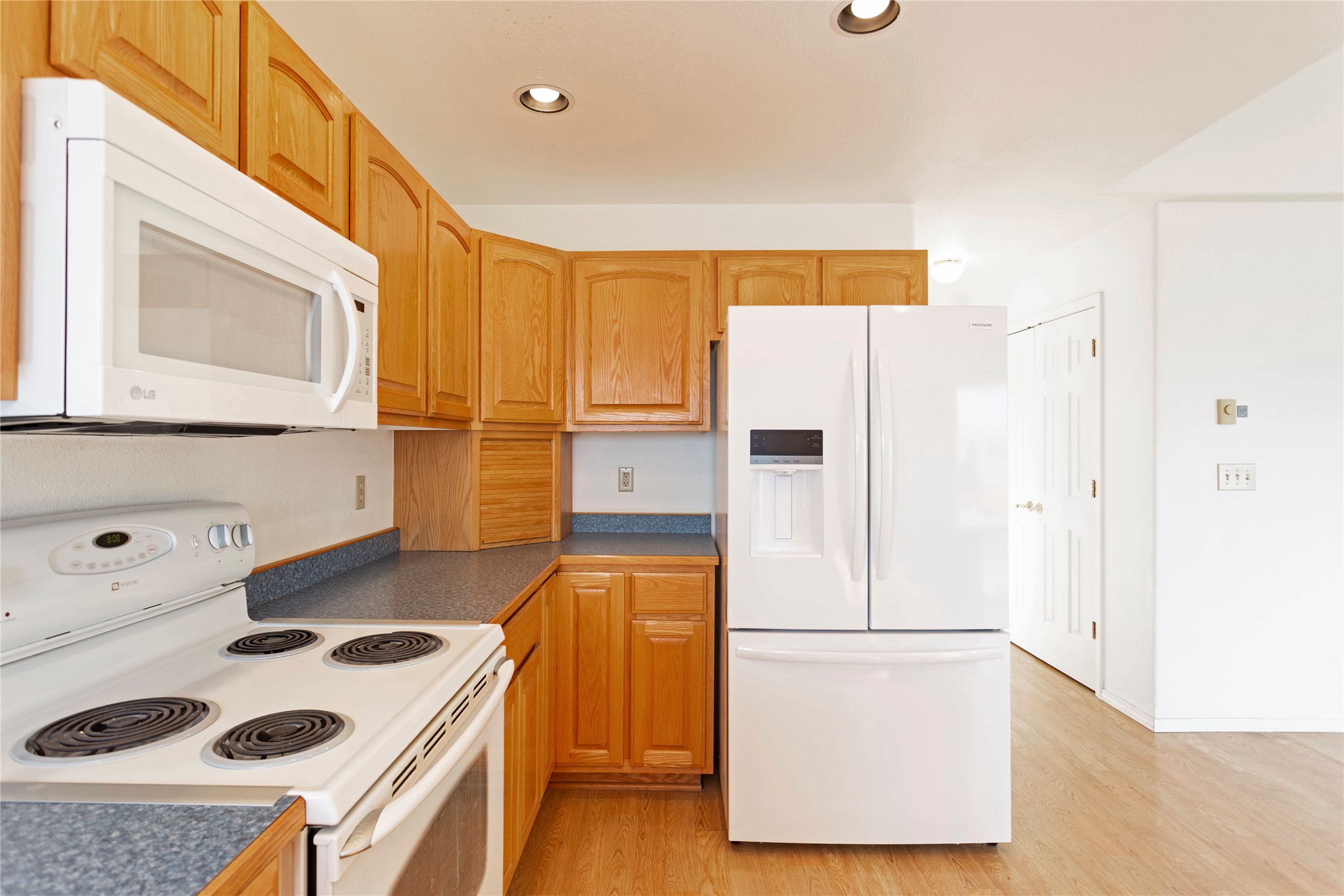 39445 Lakeview Drive Property Photo 19