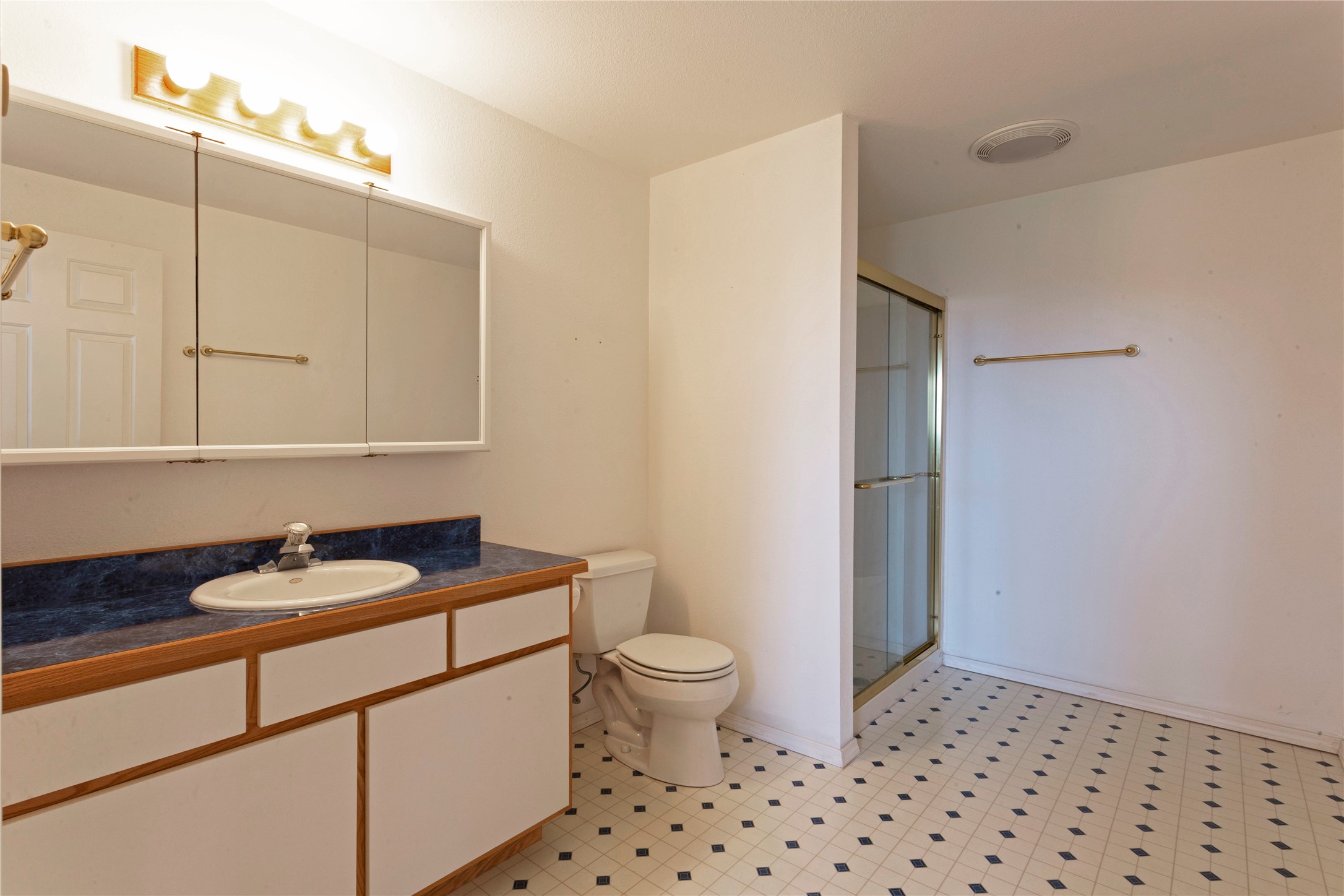 39445 Lakeview Drive Property Photo 34