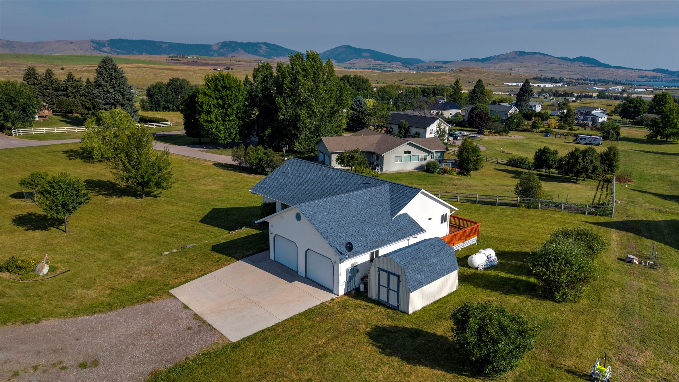 39445 Lakeview Drive Property Photo 45