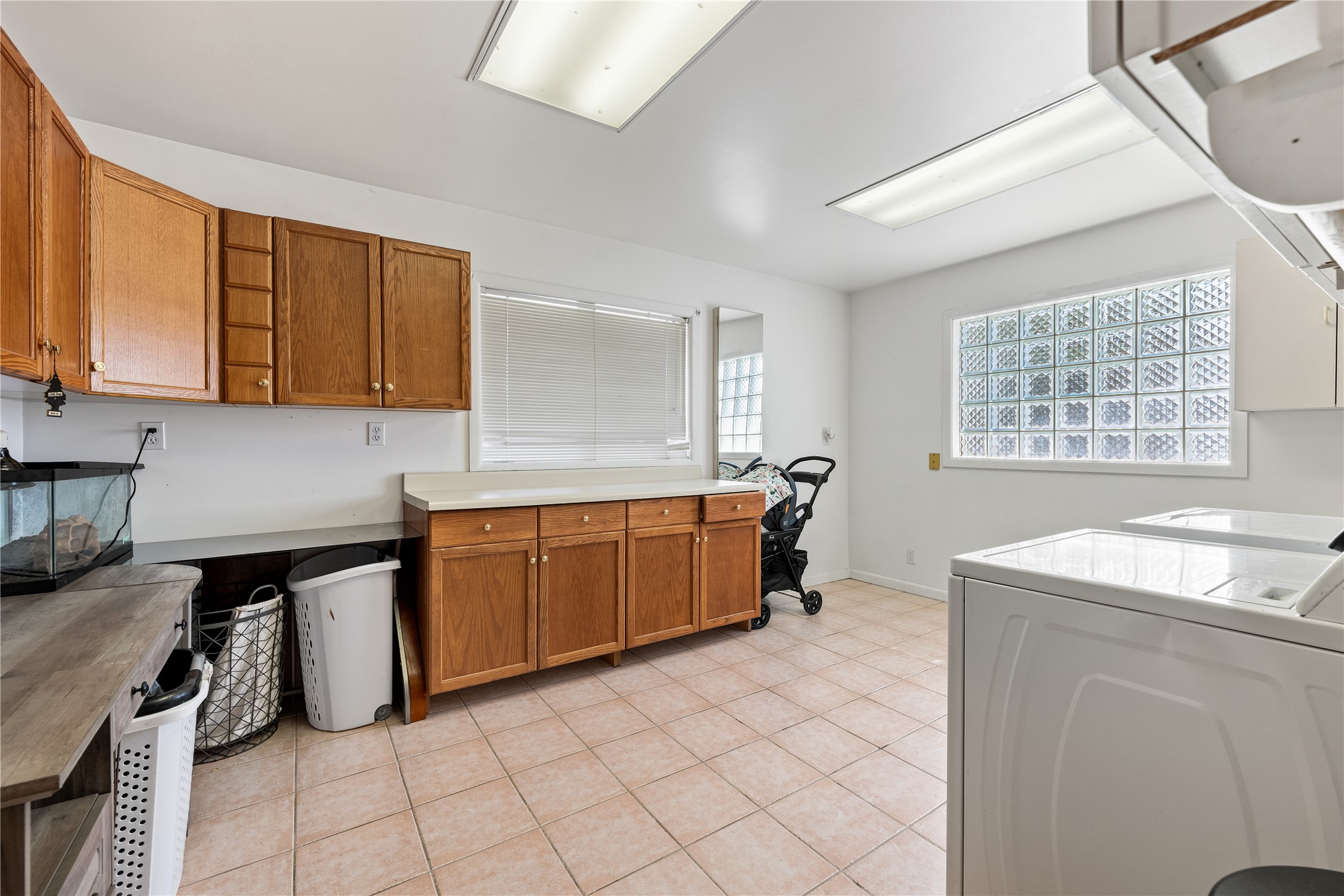 127 Low Street Property Photo 33