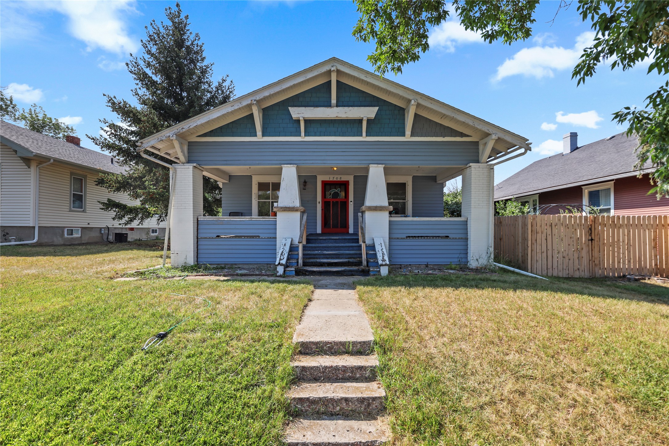 1708 2nd Avenue N Property Photo 1