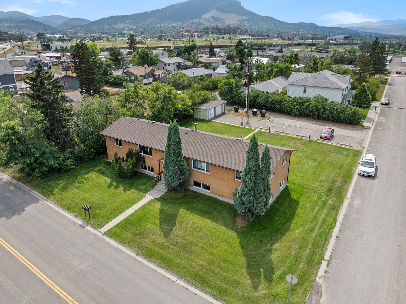 2024 Villard Avenue Property Photo 2