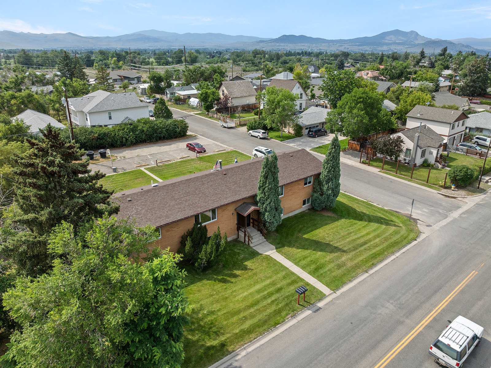 2024 Villard Avenue Property Photo 37