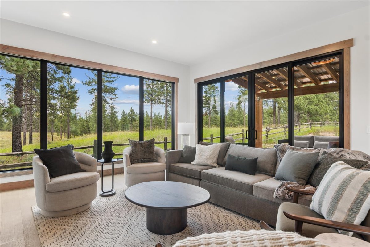 40 Crooked Stick Way Property Photo 6