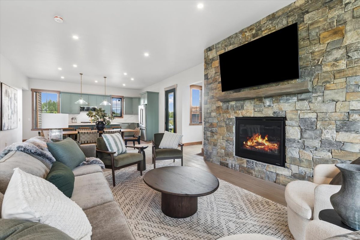 40 Crooked Stick Way Property Photo 9