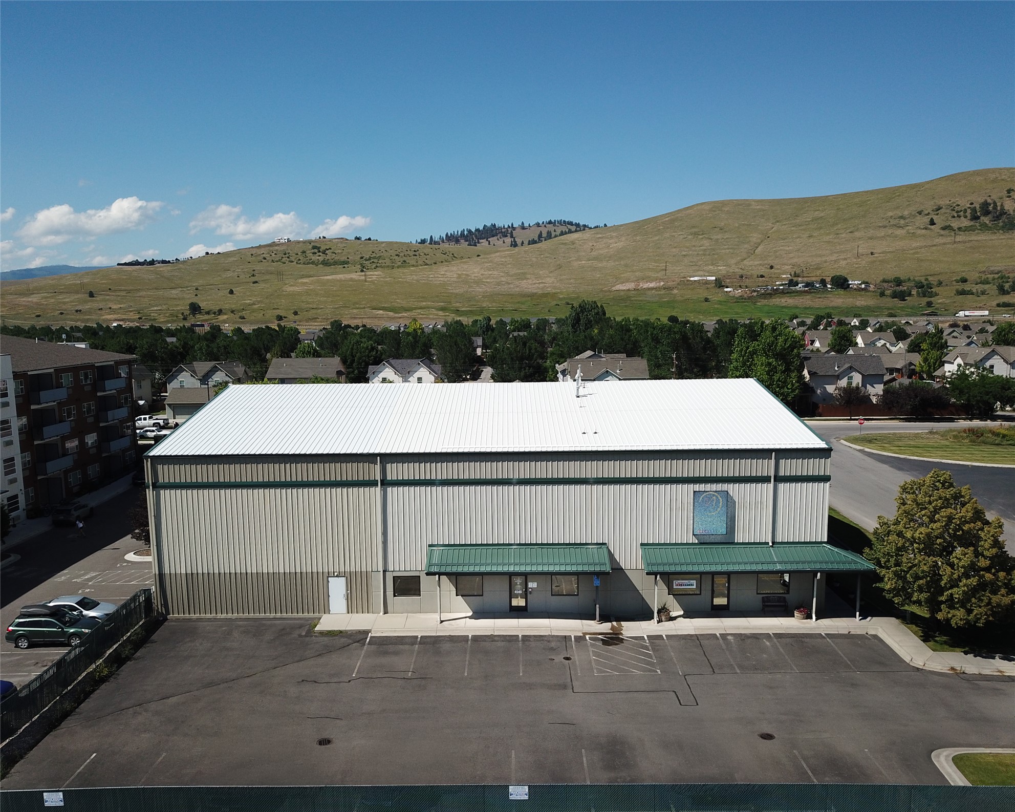 4545 Majestic Drive B Property Photo 3