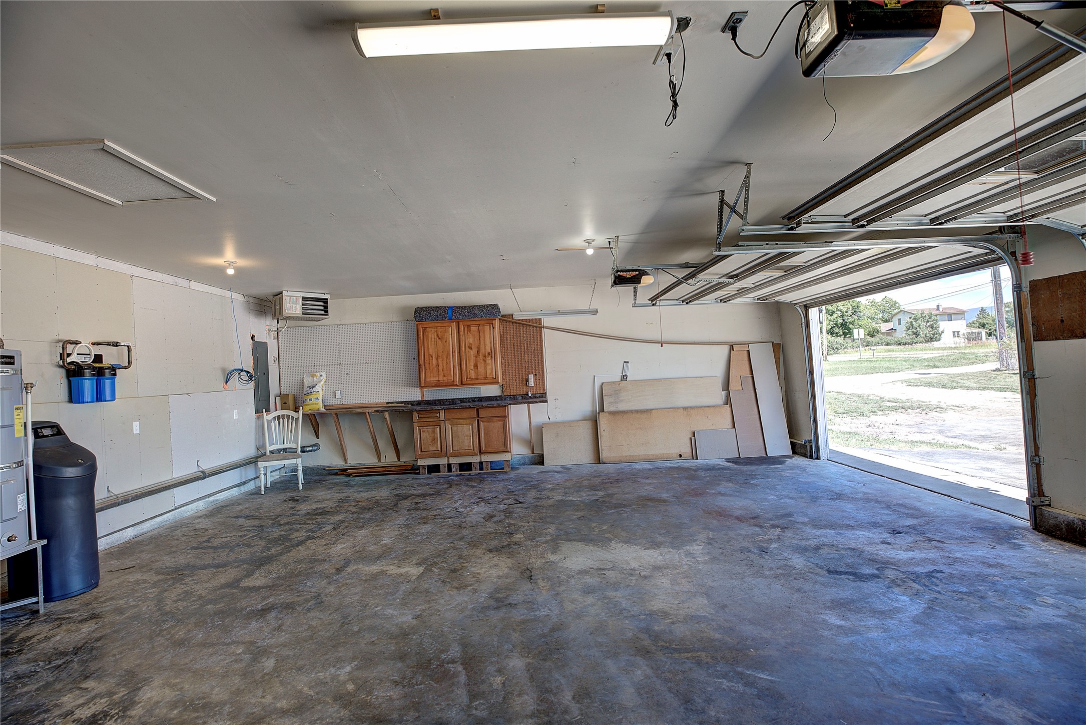 586 Willow Glen Drive Property Photo 34