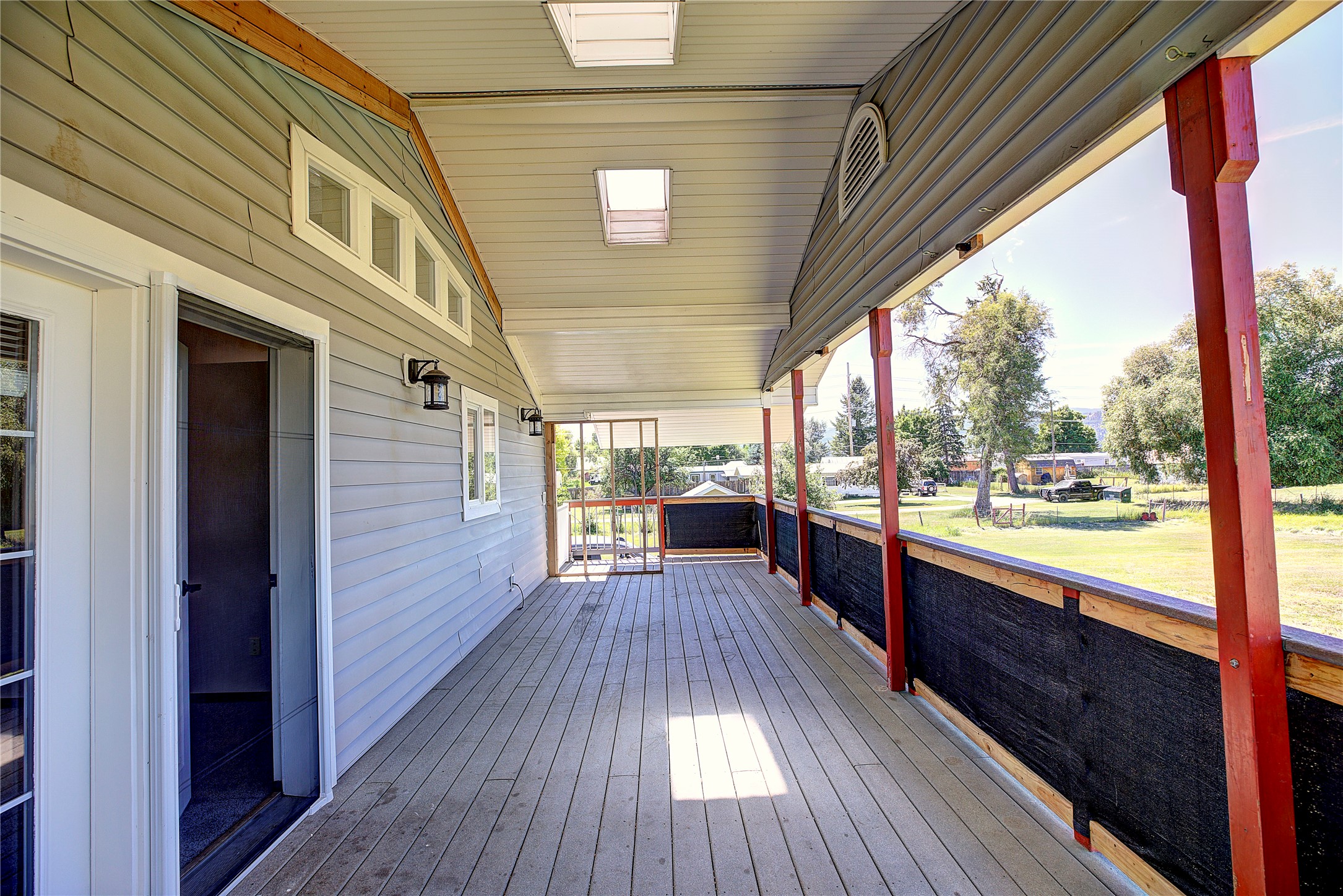 586 Willow Glen Drive Property Photo 38