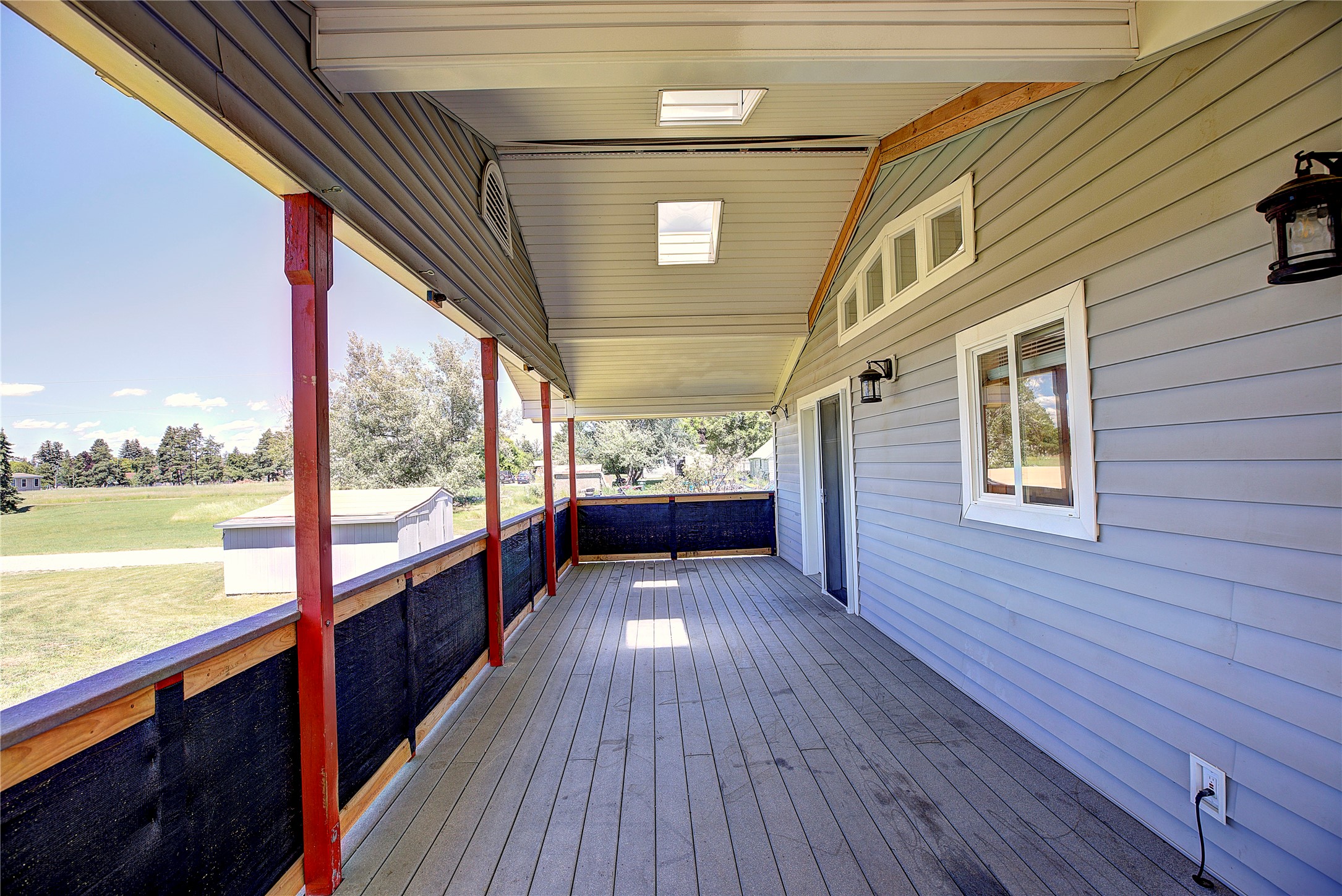 586 Willow Glen Drive Property Photo 40