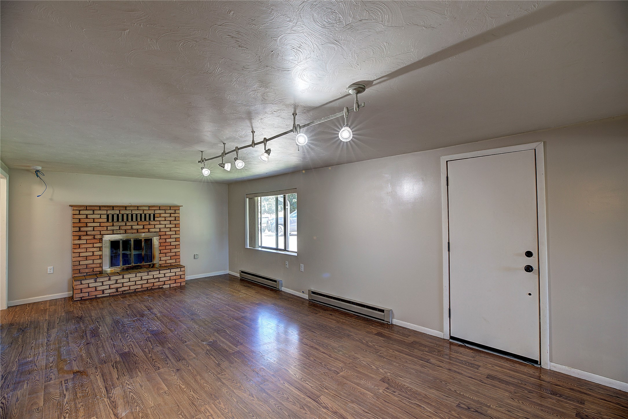 586 Willow Glen Drive Property Photo 47