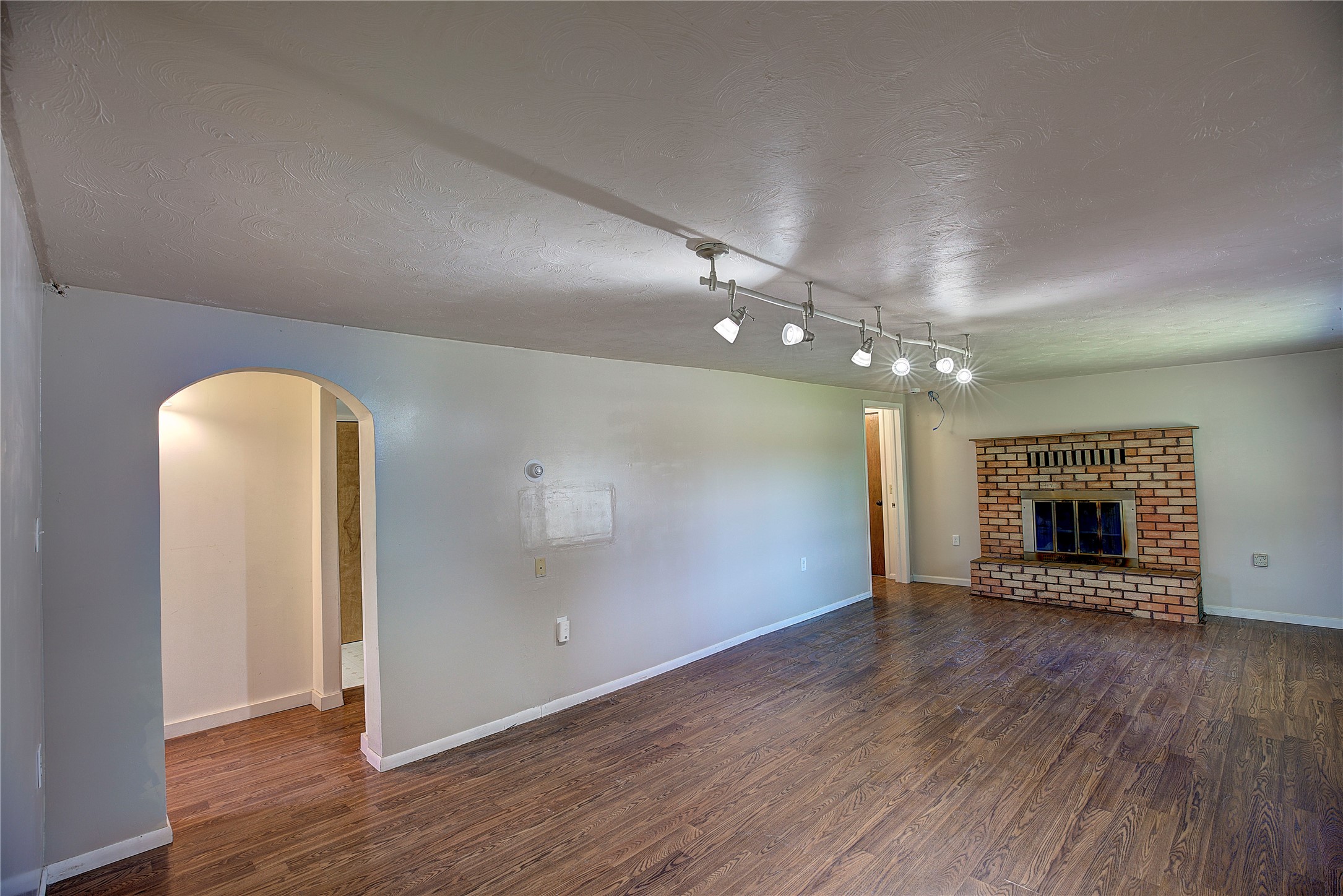 586 Willow Glen Drive Property Photo 49