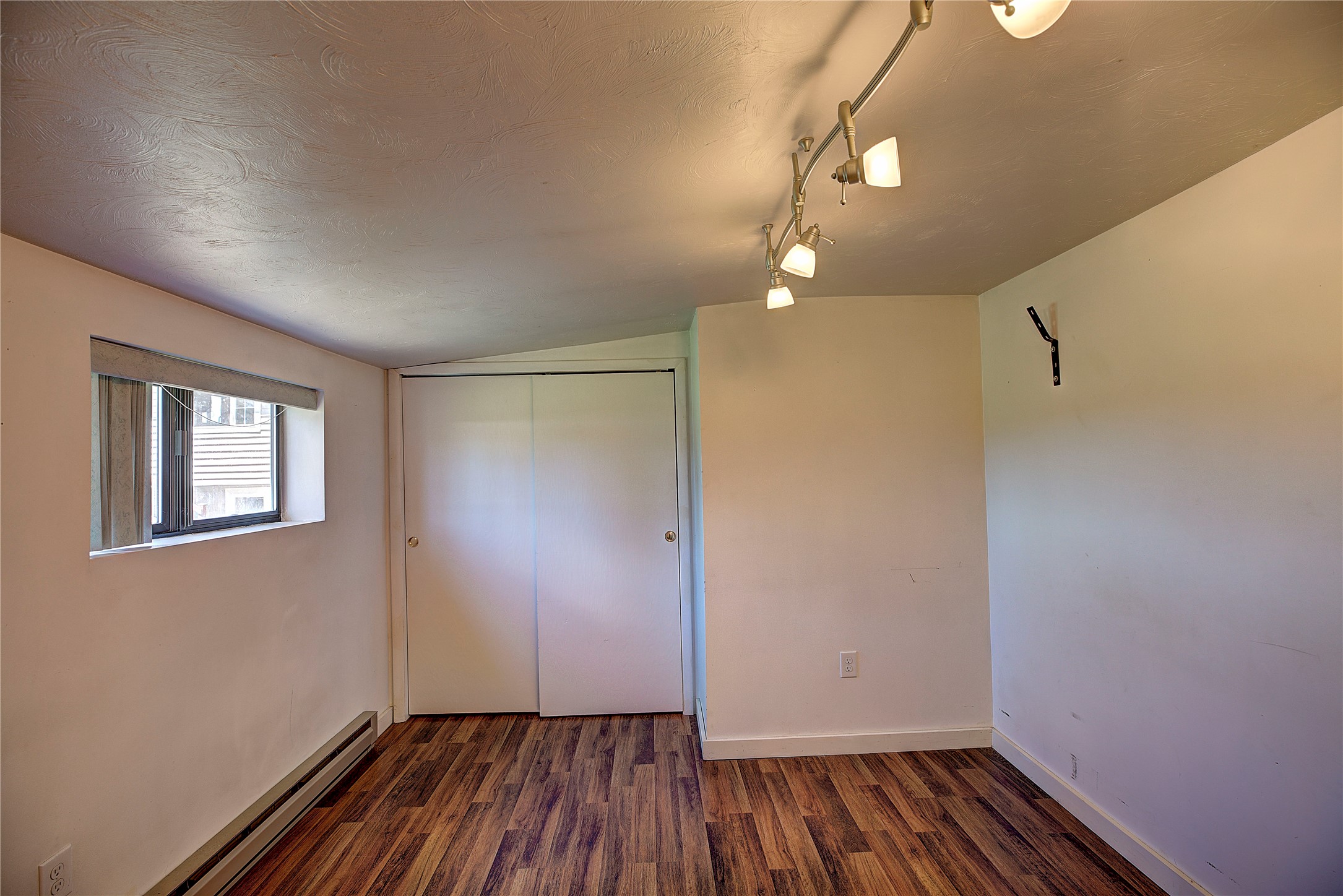 586 Willow Glen Drive Property Photo 54