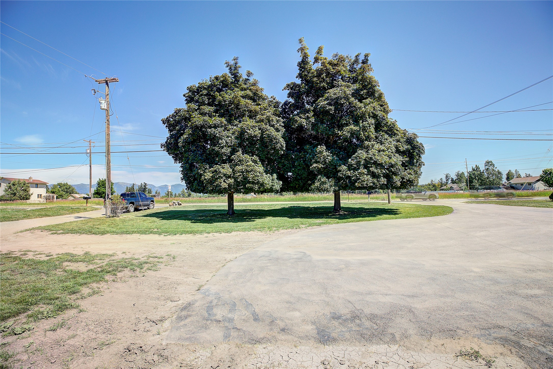 586 Willow Glen Drive Property Photo 74
