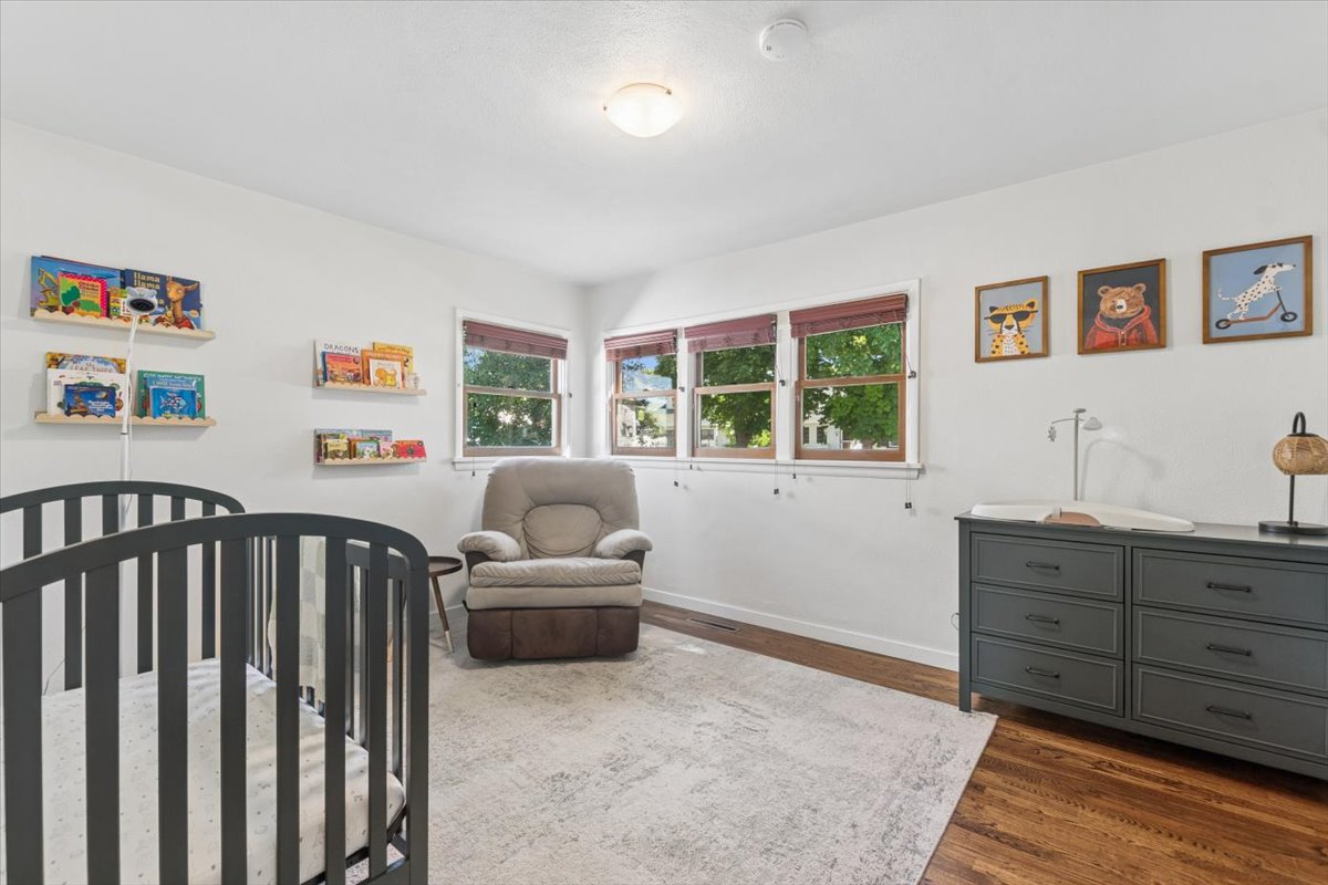 836 3rd Avenue W Property Photo 23