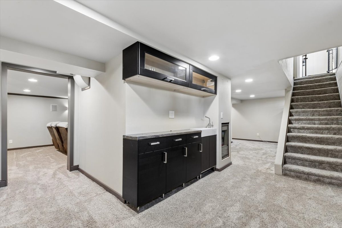 836 3rd Avenue W Property Photo 27