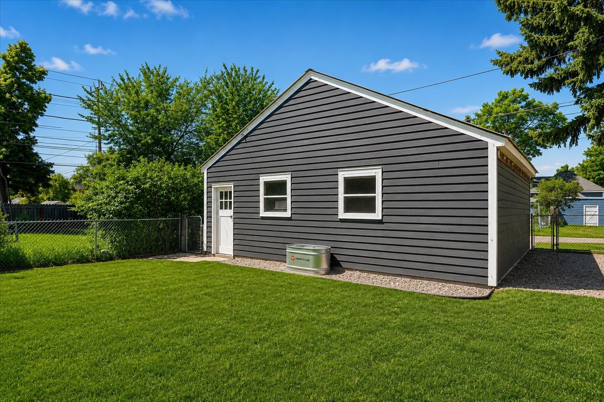 836 3rd Avenue W Property Photo 42