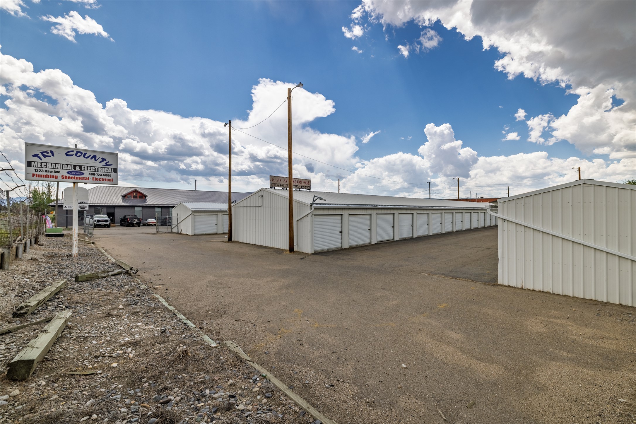 1223 Kaw Avenue Property Photo 4
