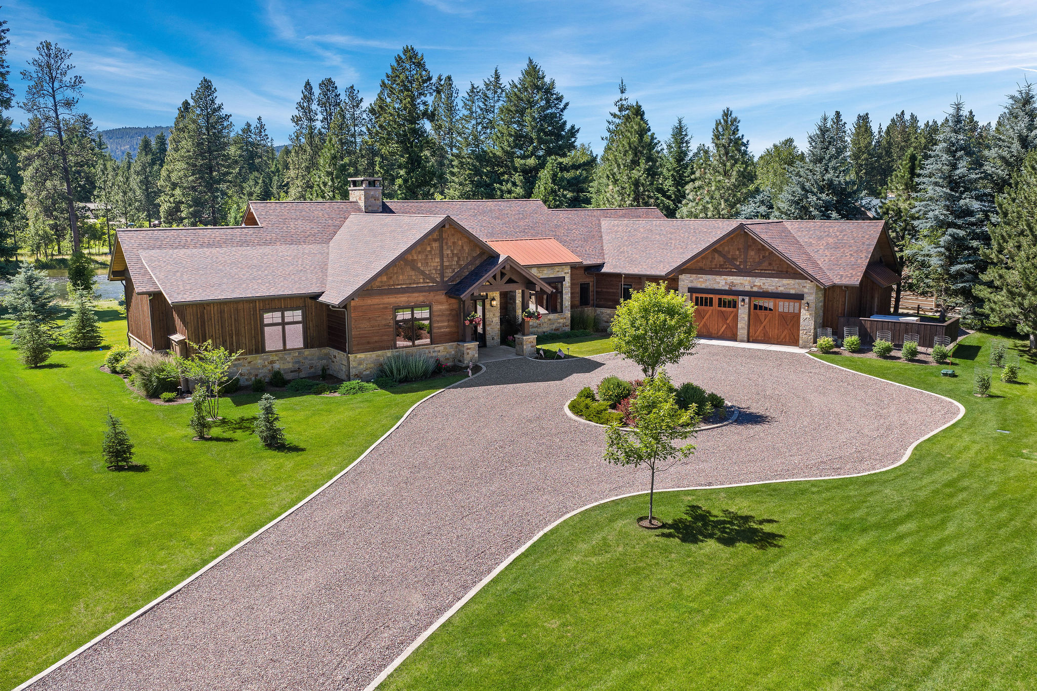 13544 River Run Loop Property Photo 3