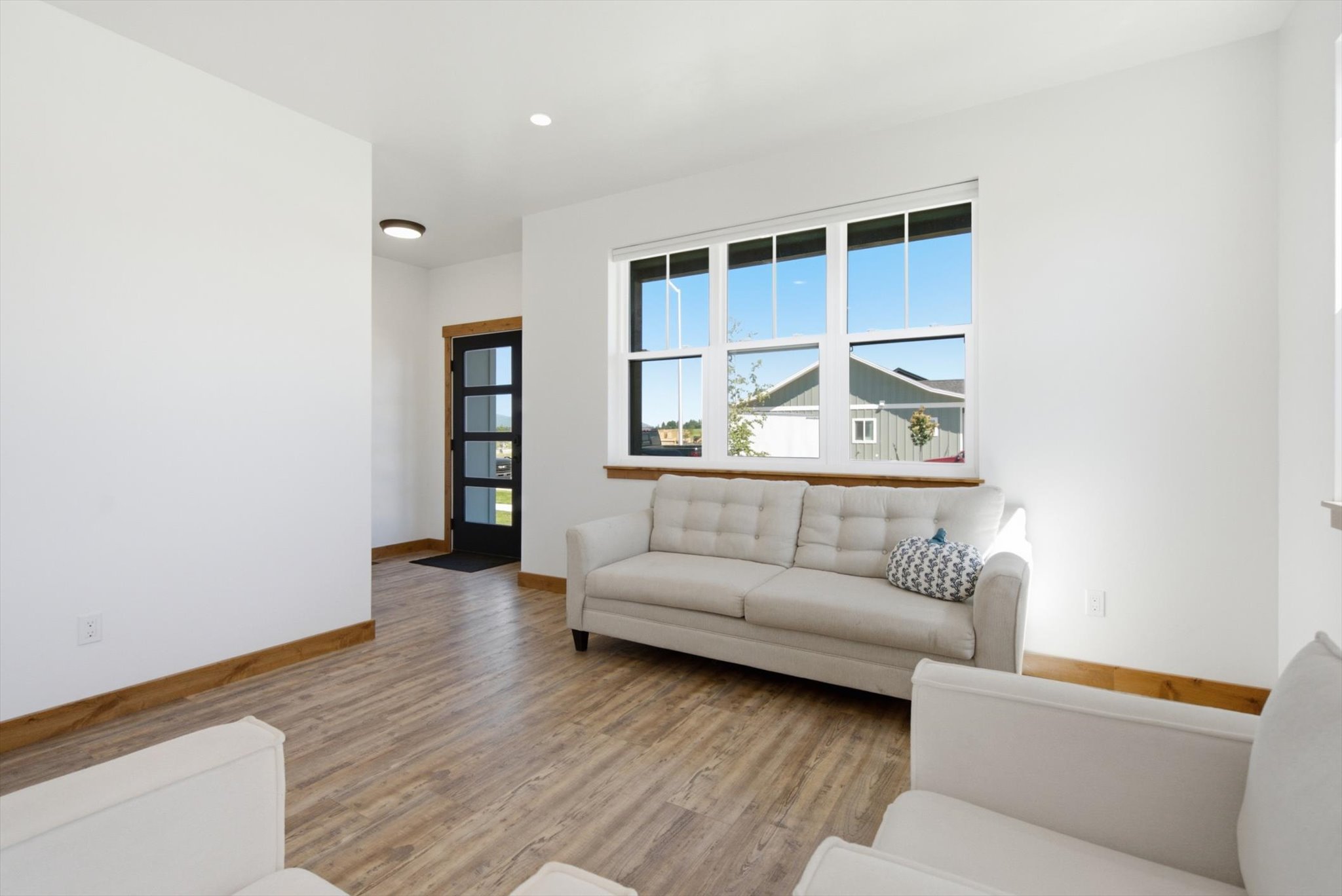 710 August Way Property Photo 6