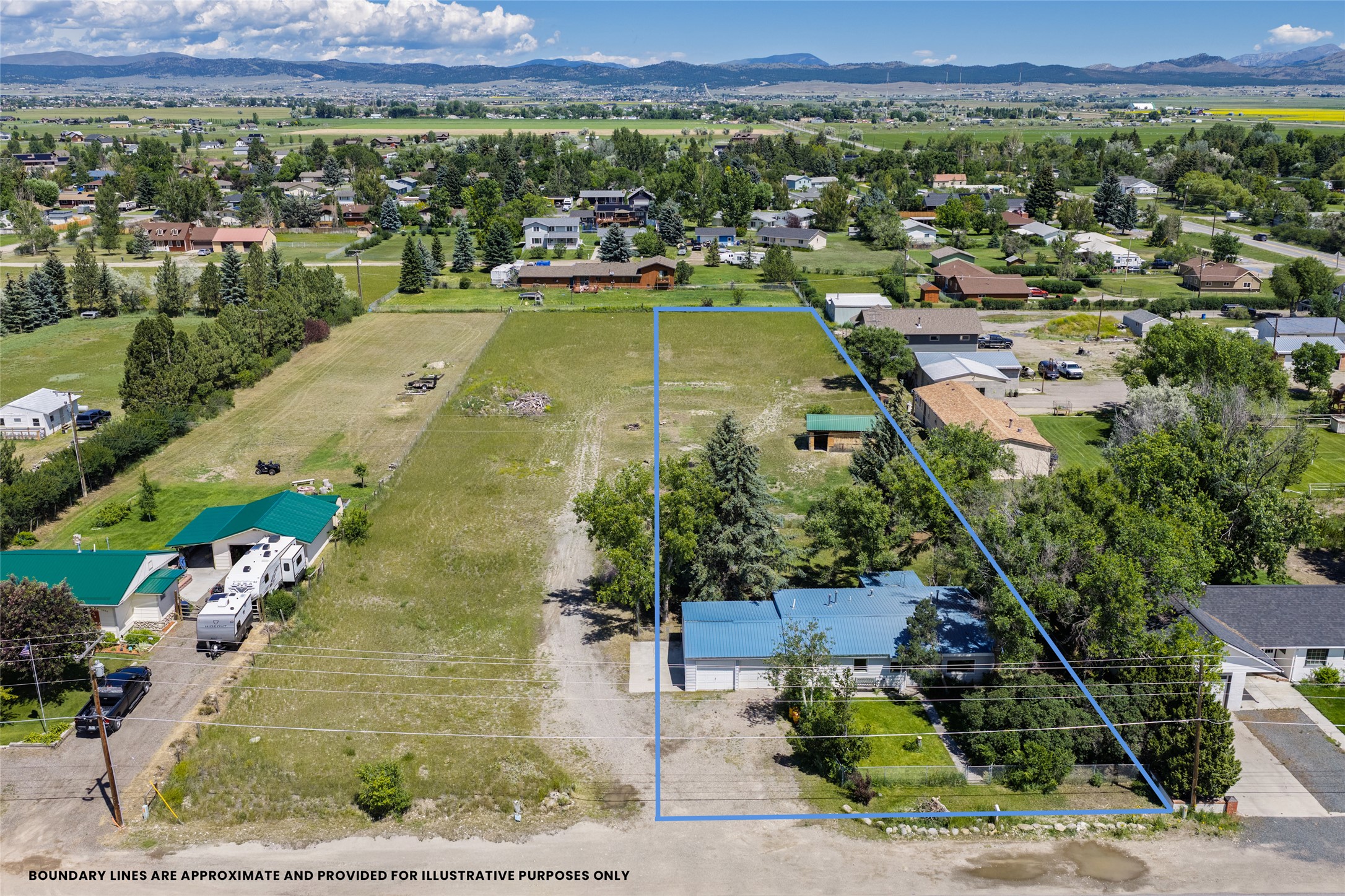 1110 Sierra Road W Property Photo 1