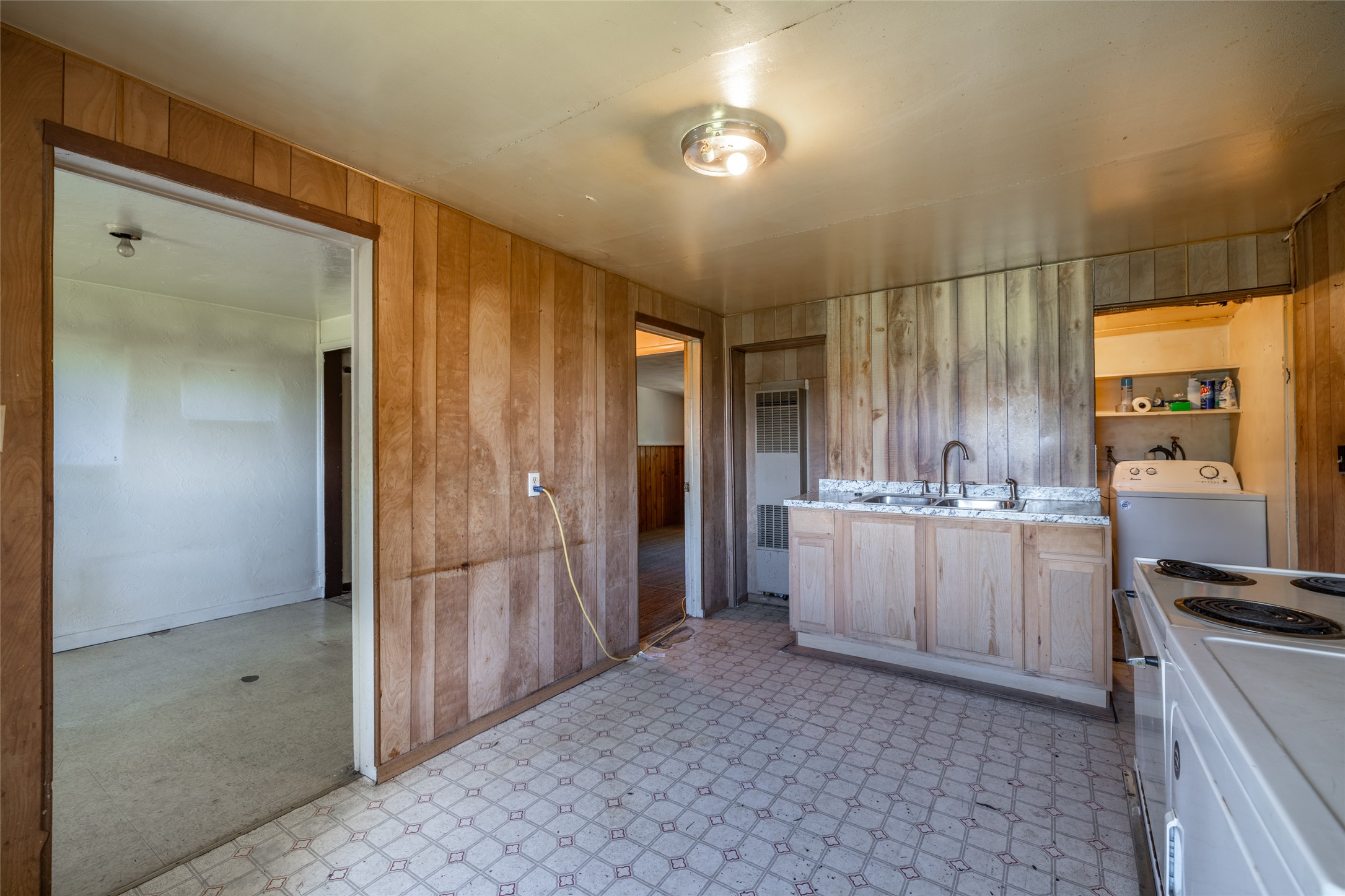 1110 Sierra Road W Property Photo 25