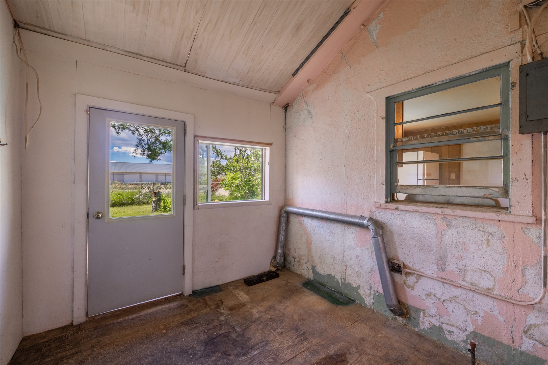 1110 Sierra Road W Property Photo 36