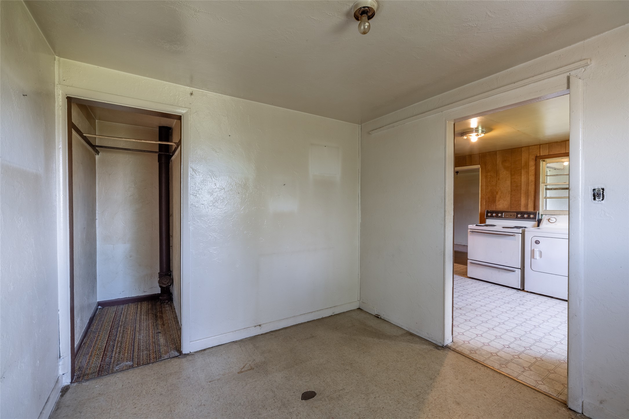 1110 Sierra Road W Property Photo 38
