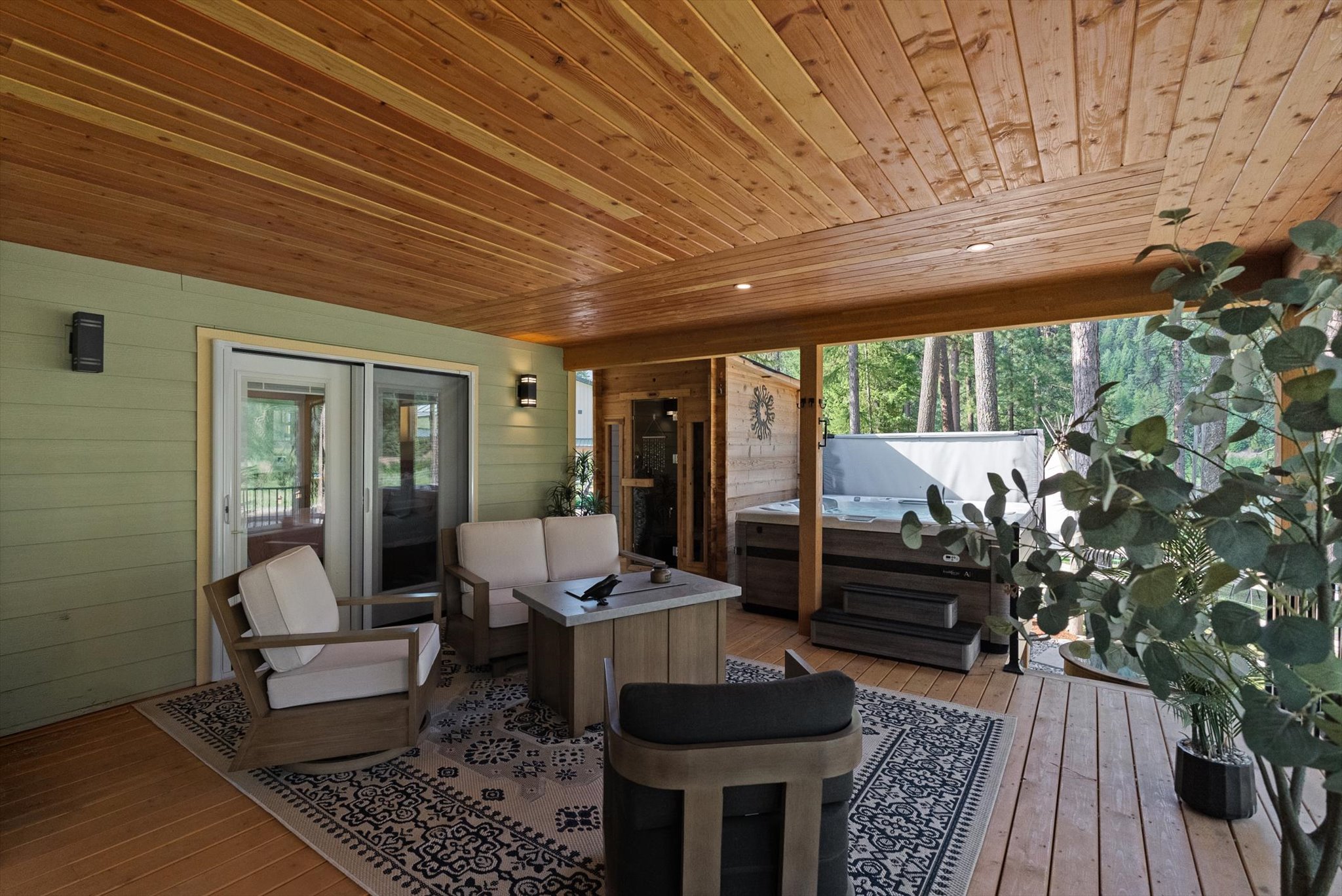 218 Quarter Circle Cross Drive Property Photo 26