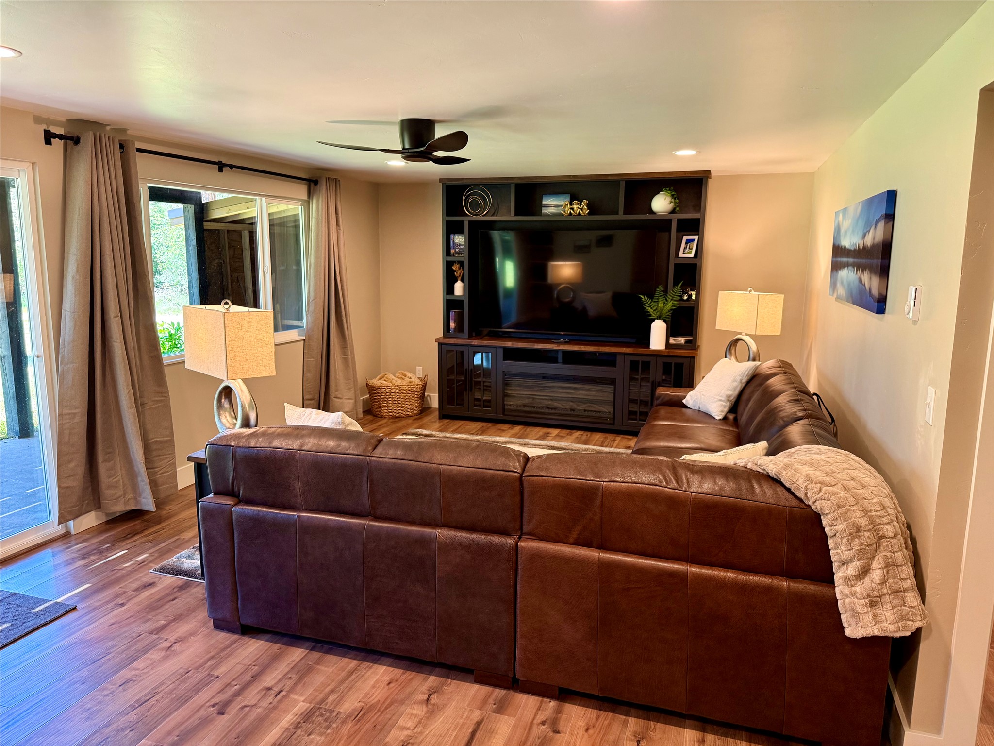 34212 Connolly Way Property Photo 17