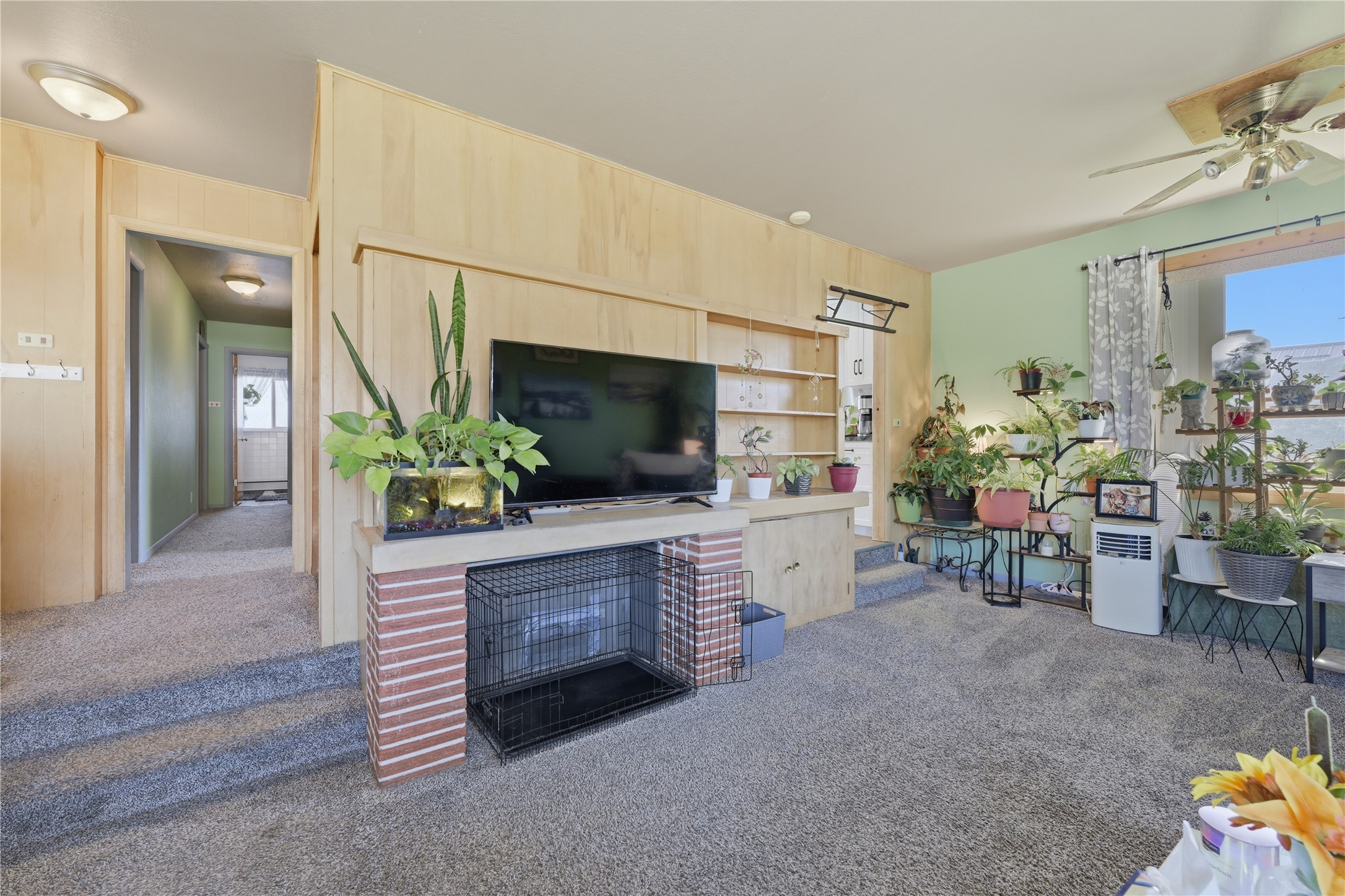 1908 Hamburg Street Property Photo 6