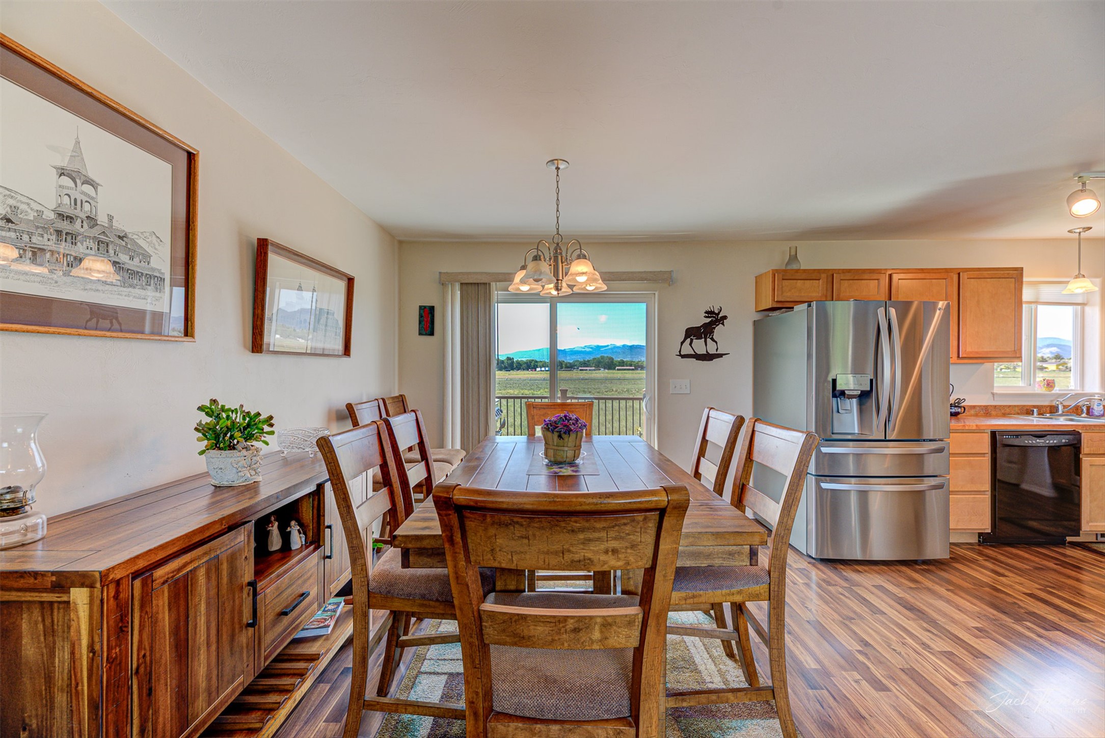 5334 Glacier Point Loop Property Photo 9