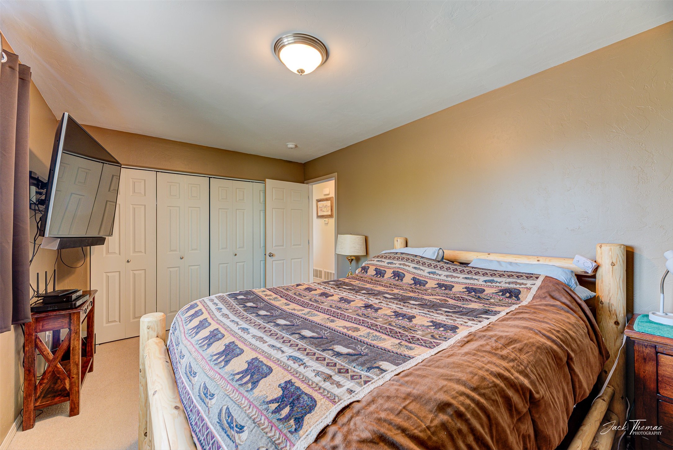 5334 Glacier Point Loop Property Photo 17