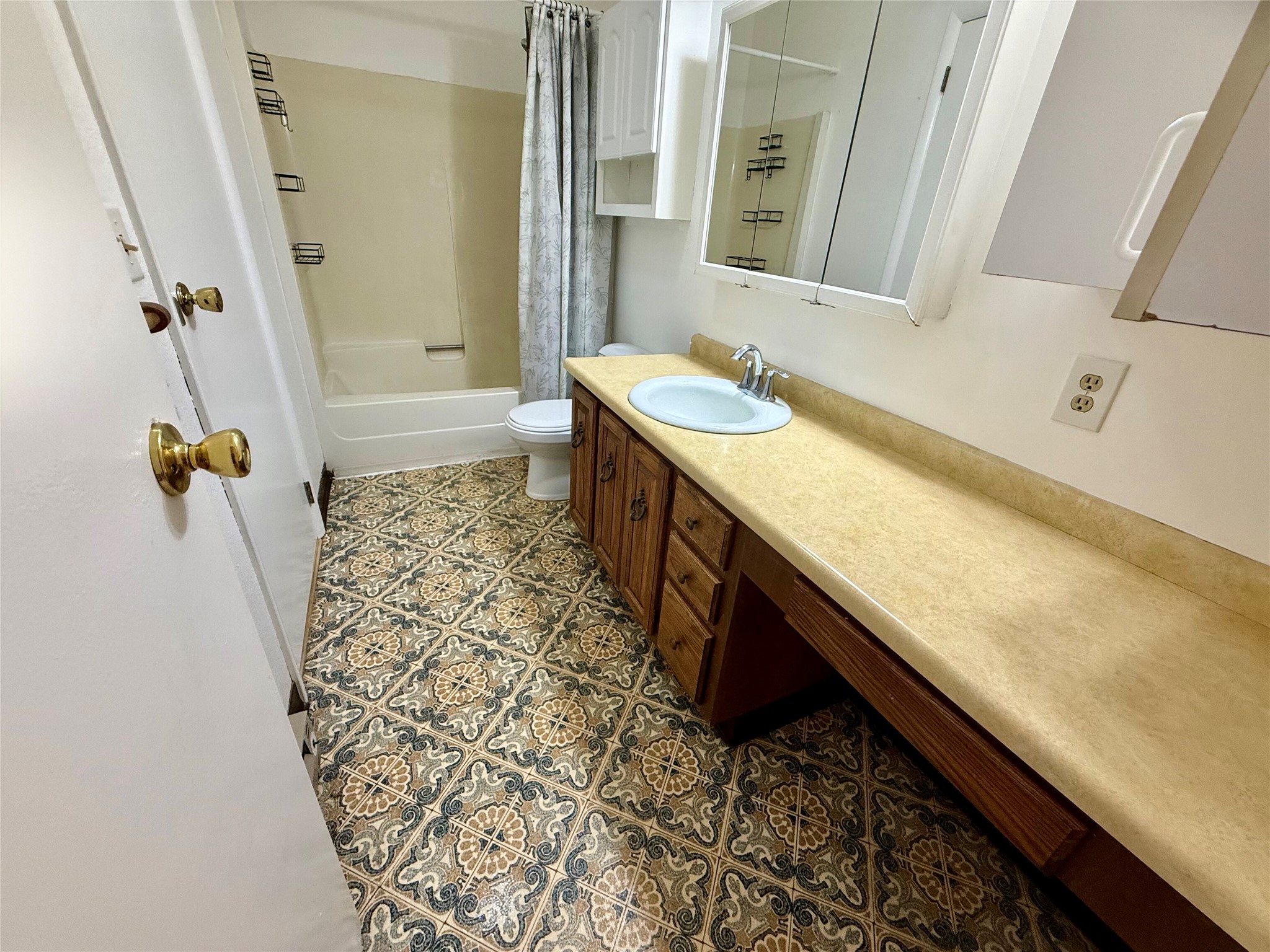 6 Meadowlark Square Property Photo 28