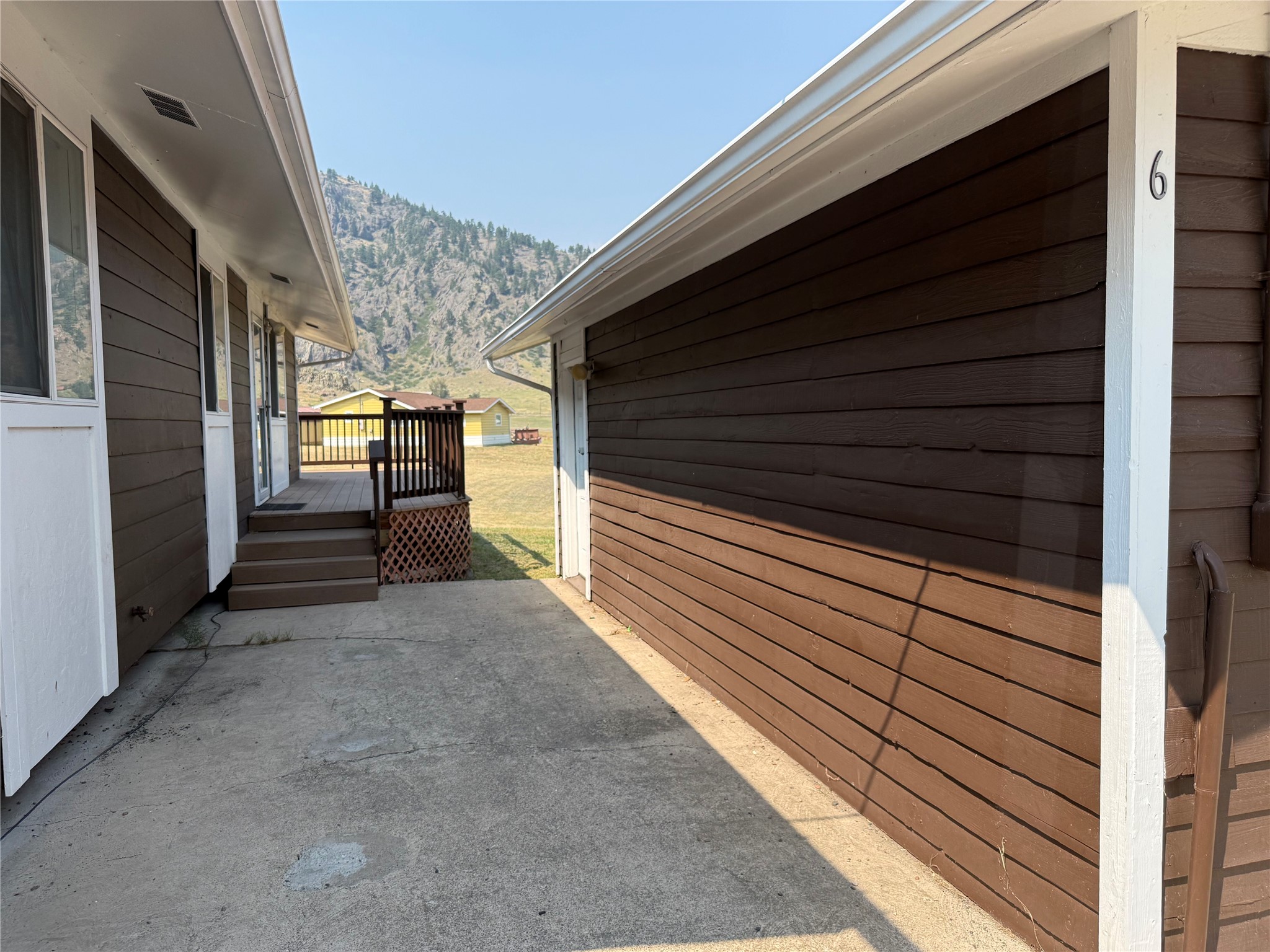 6 Meadowlark Square Property Photo 31
