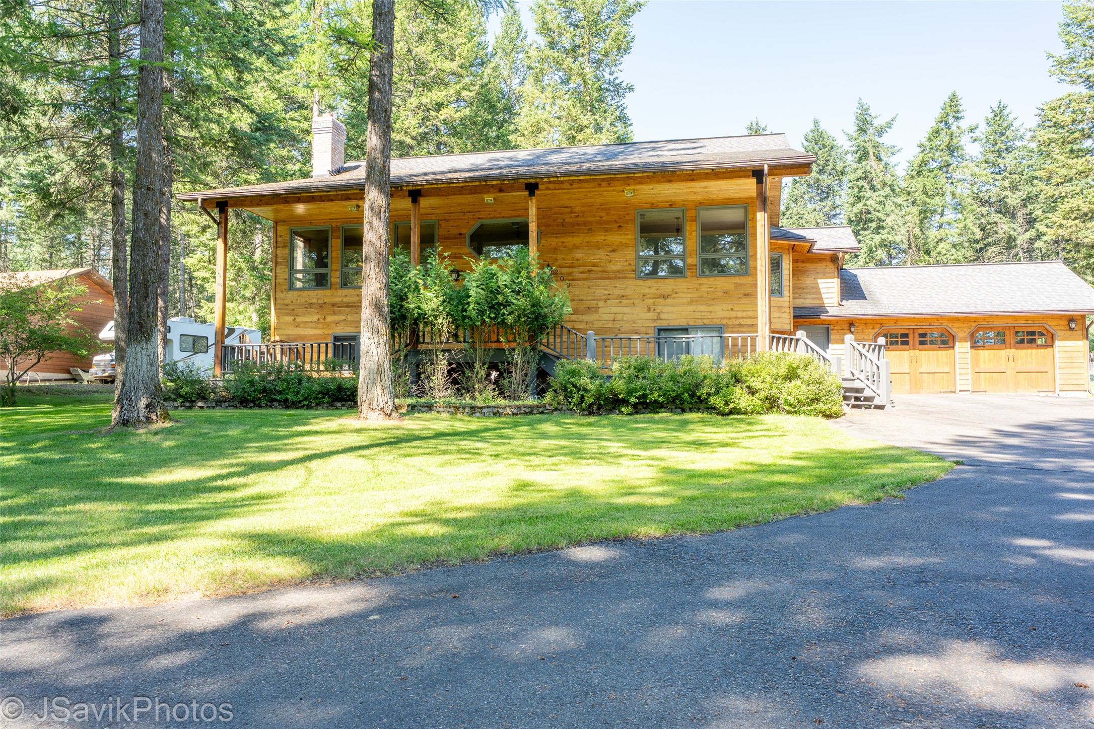 200 Whitetail Lane Property Photo 1