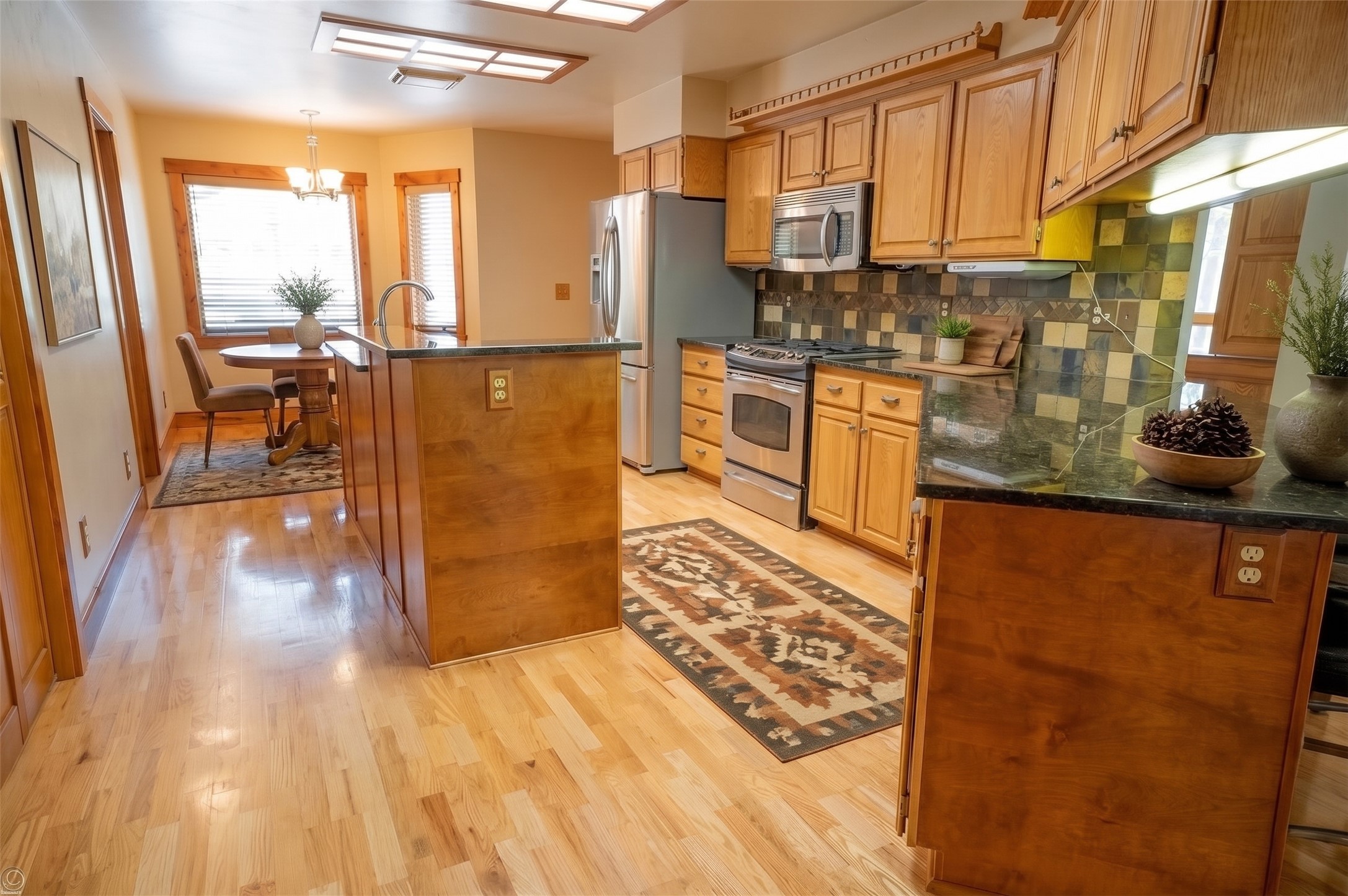200 Whitetail Lane Property Photo 17