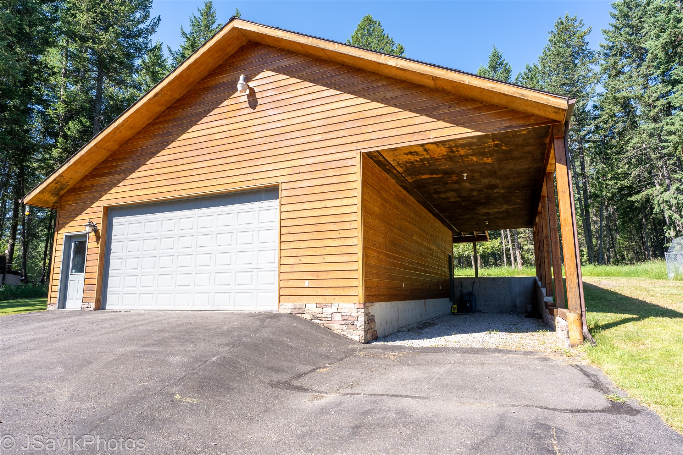 200 Whitetail Lane Property Photo 41