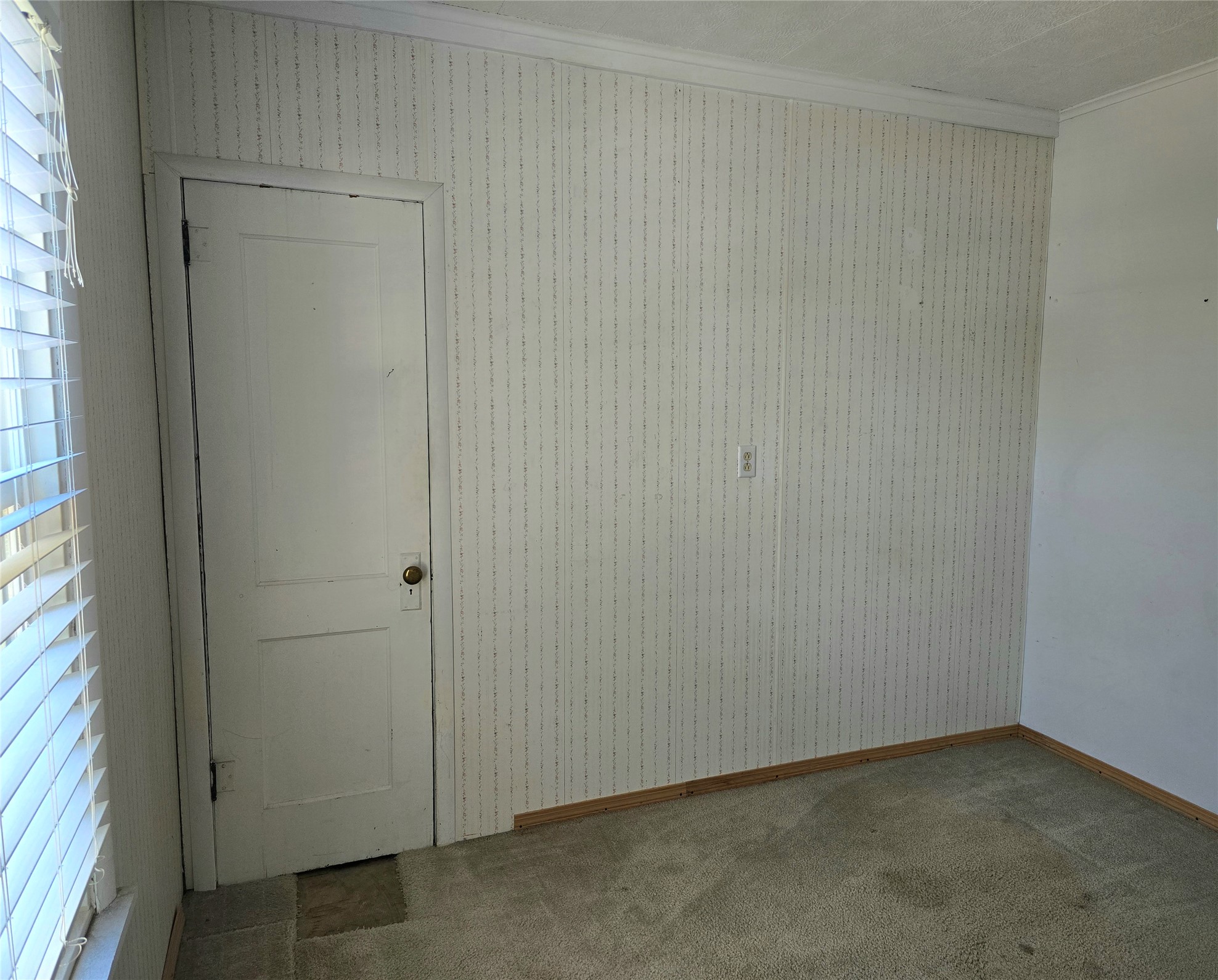 1111 2nd Avenue N Property Photo 22