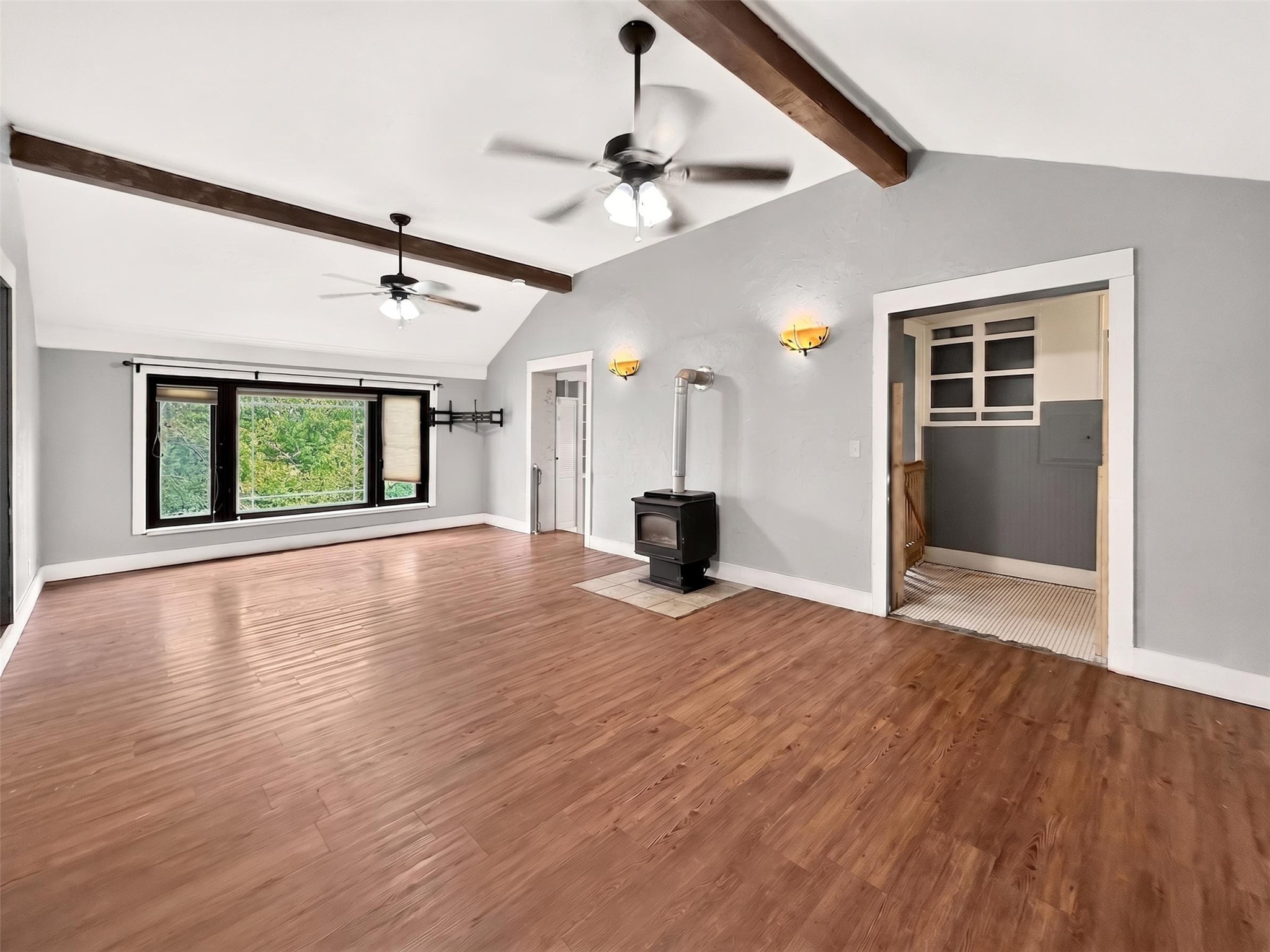 105 W Yellowstone Avenue Property Photo 2